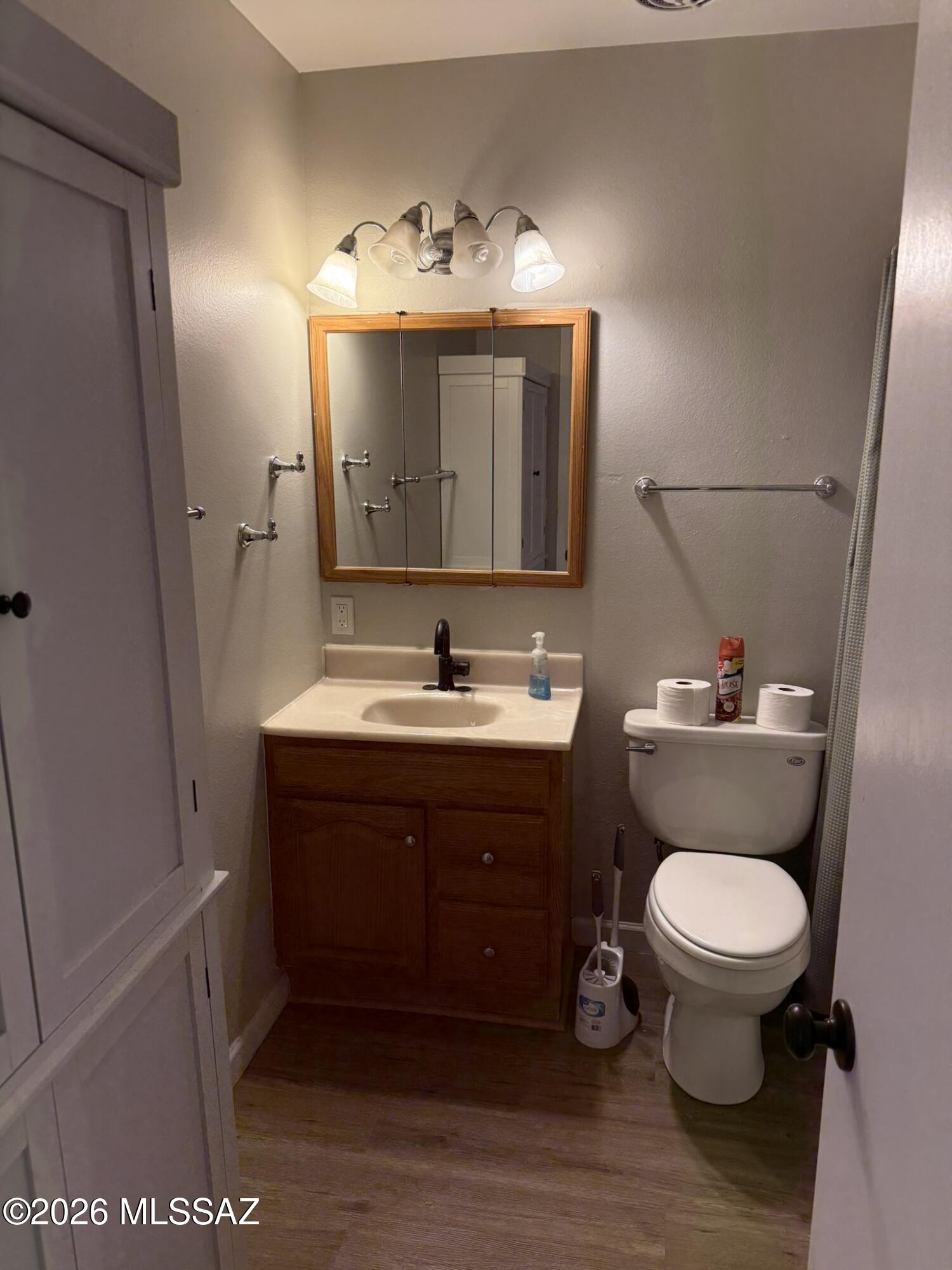 Centennial Park (1-160) - Residential Lease