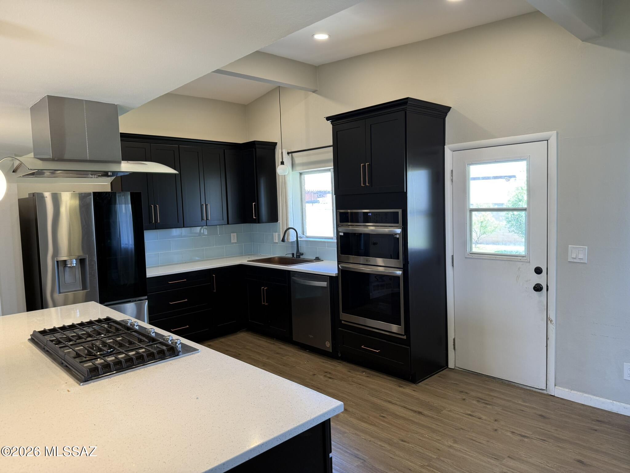 Centennial Park (1-160) - Residential Lease