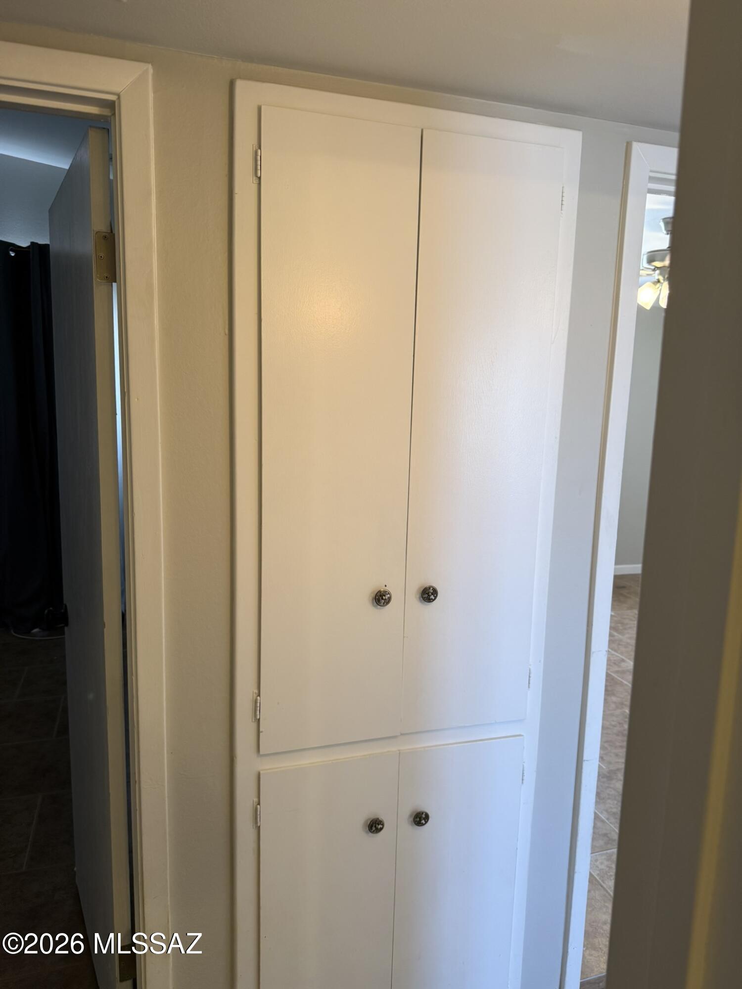 Centennial Park (1-160) - Residential Lease