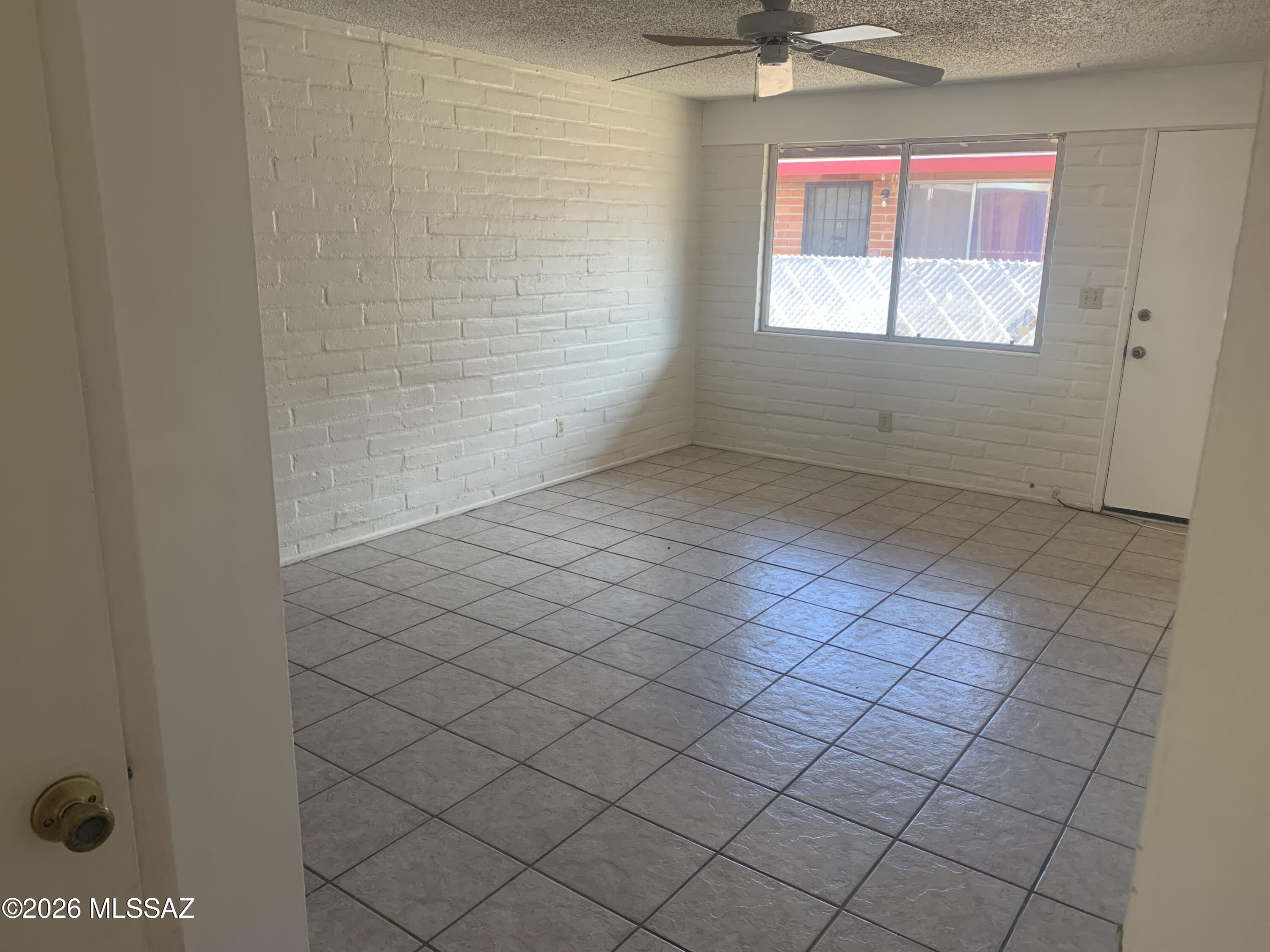 Granada Park - Residential Lease