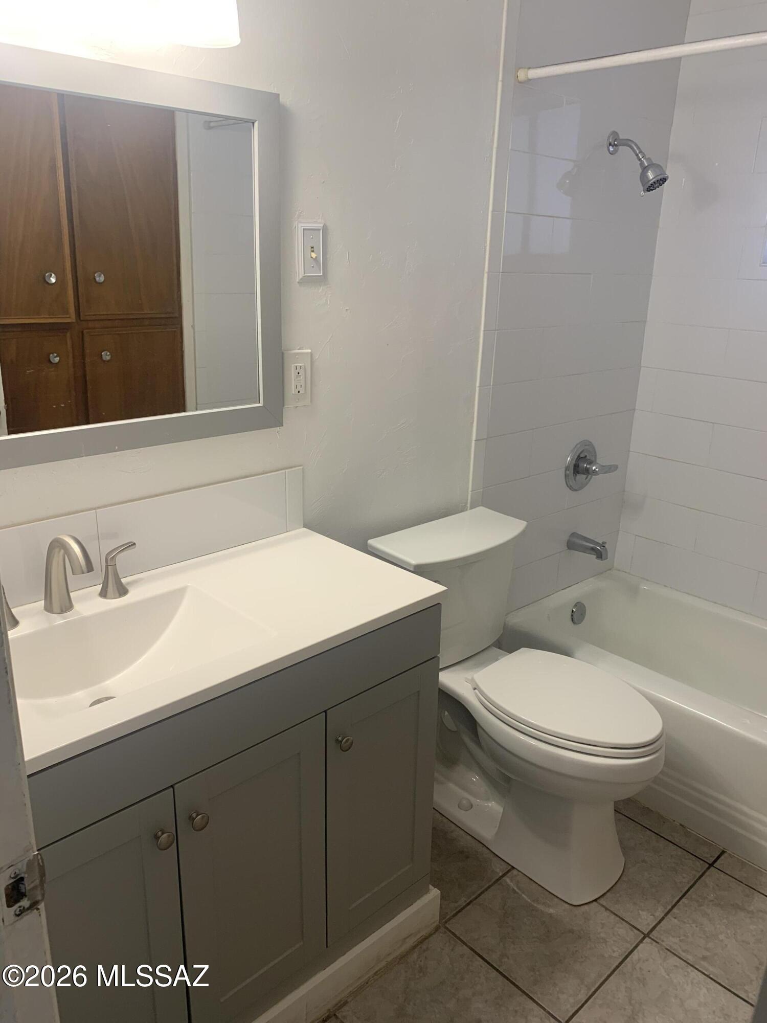 Granada Park - Residential Lease