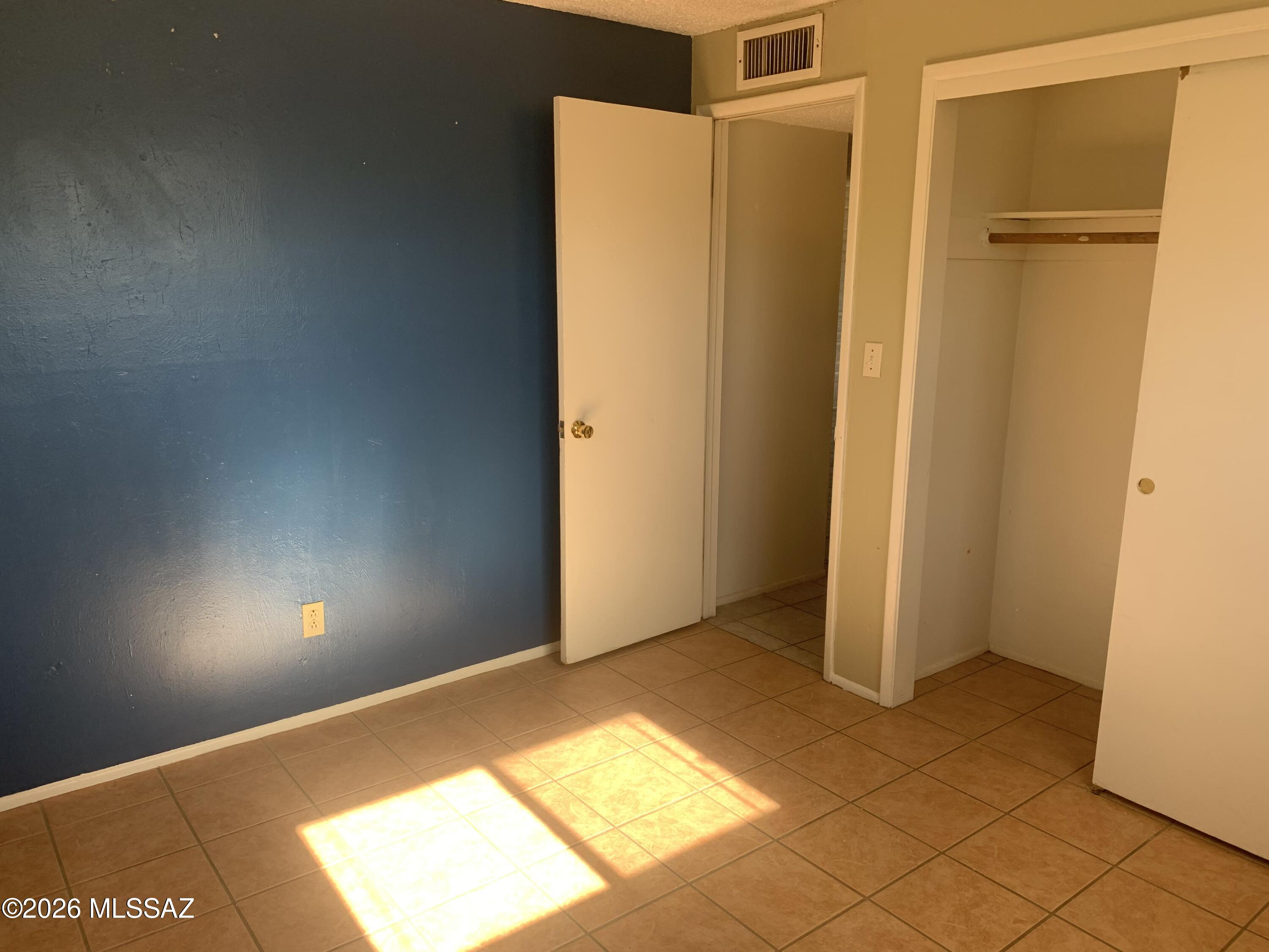 Granada Park - Residential Lease