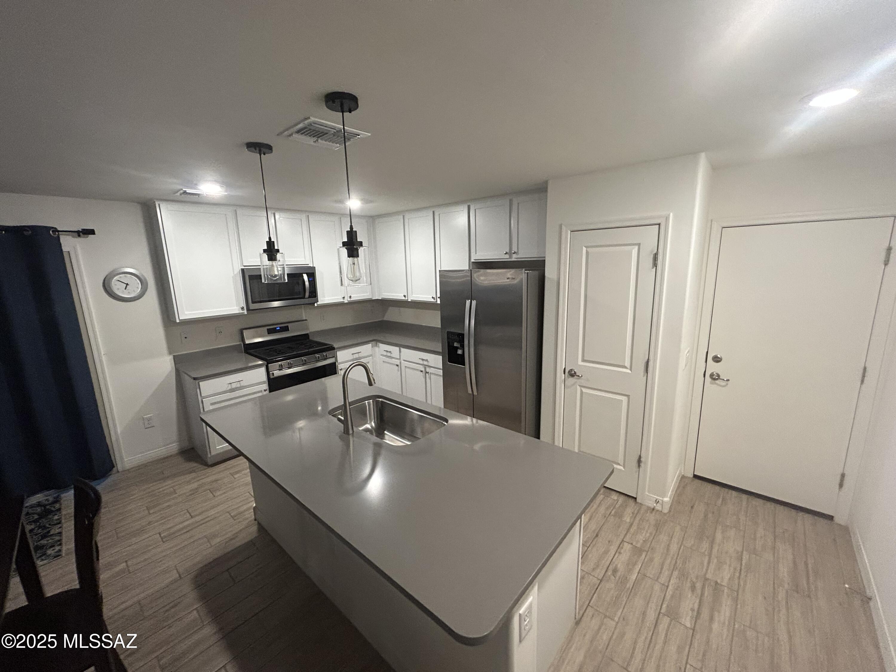 Mountain Enclave - Residential
