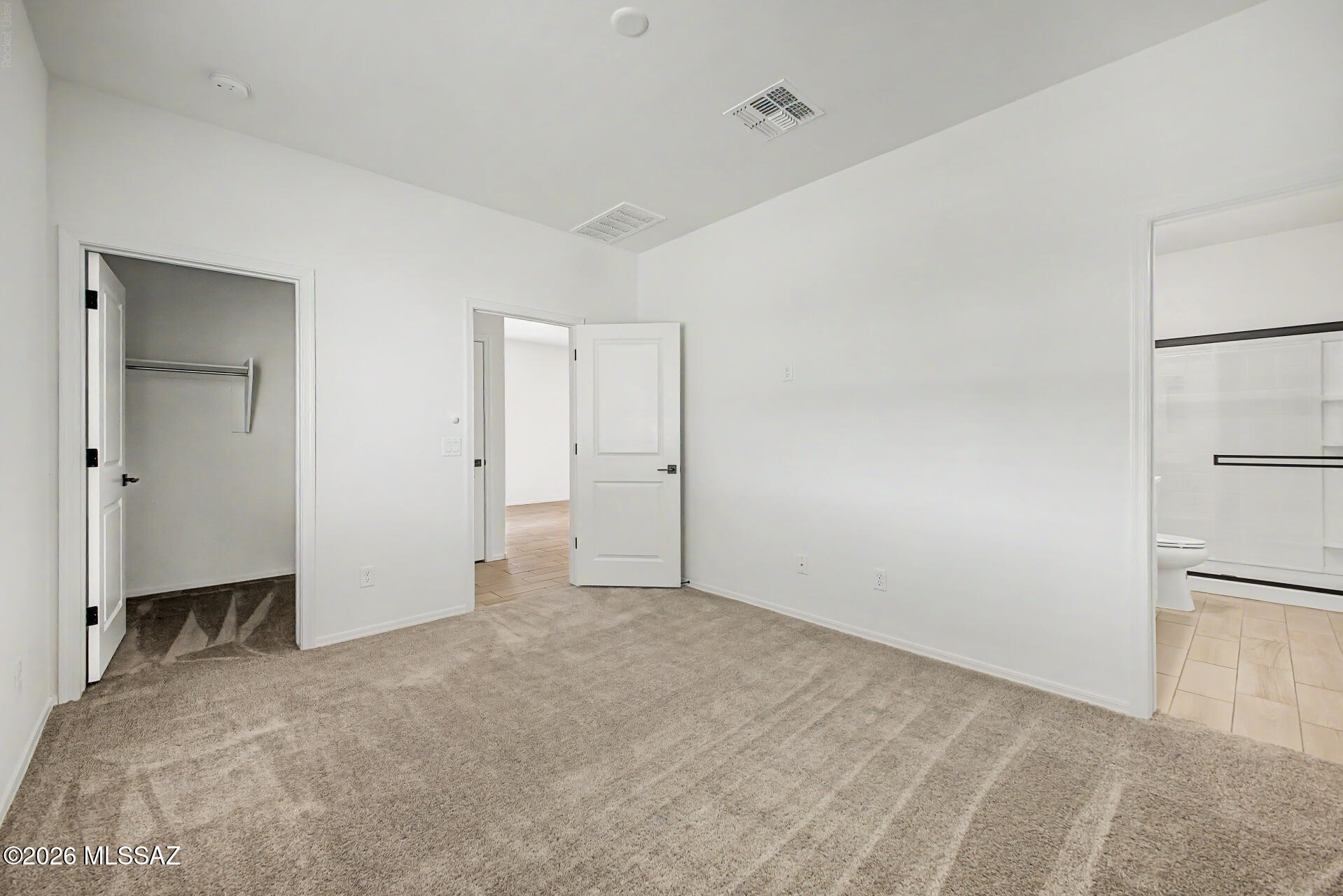Valencia Crossing - Residential