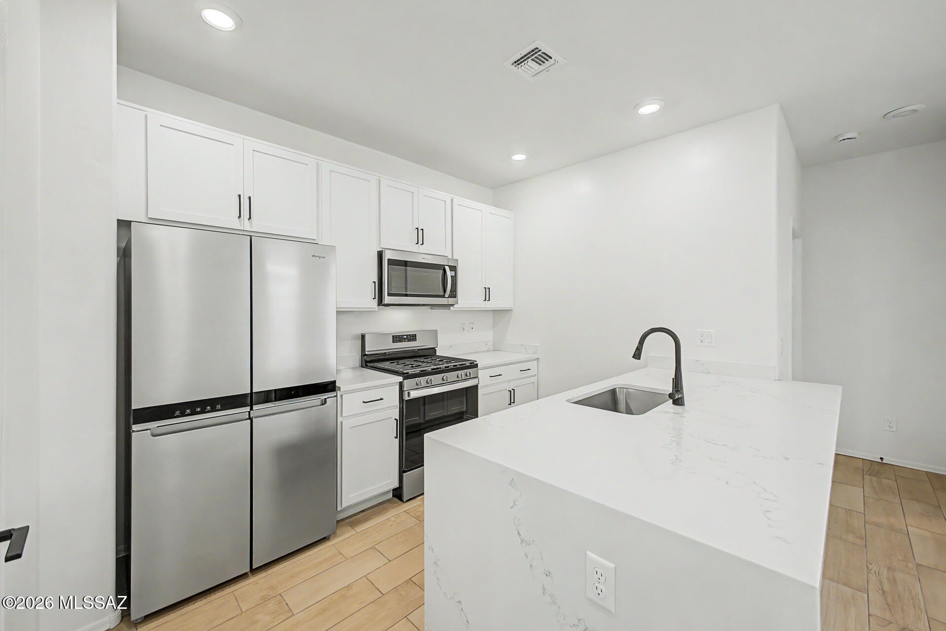 Valencia Crossing - Residential