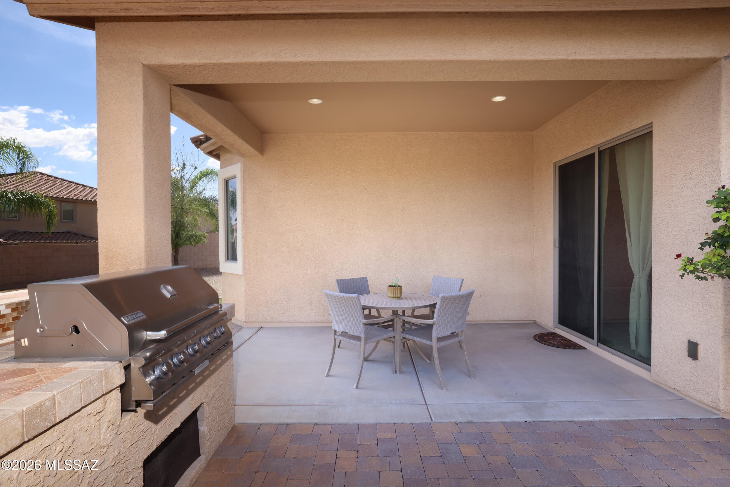 Rancho Vistoso NGHB 10 PCLS S,U & V - Residential
