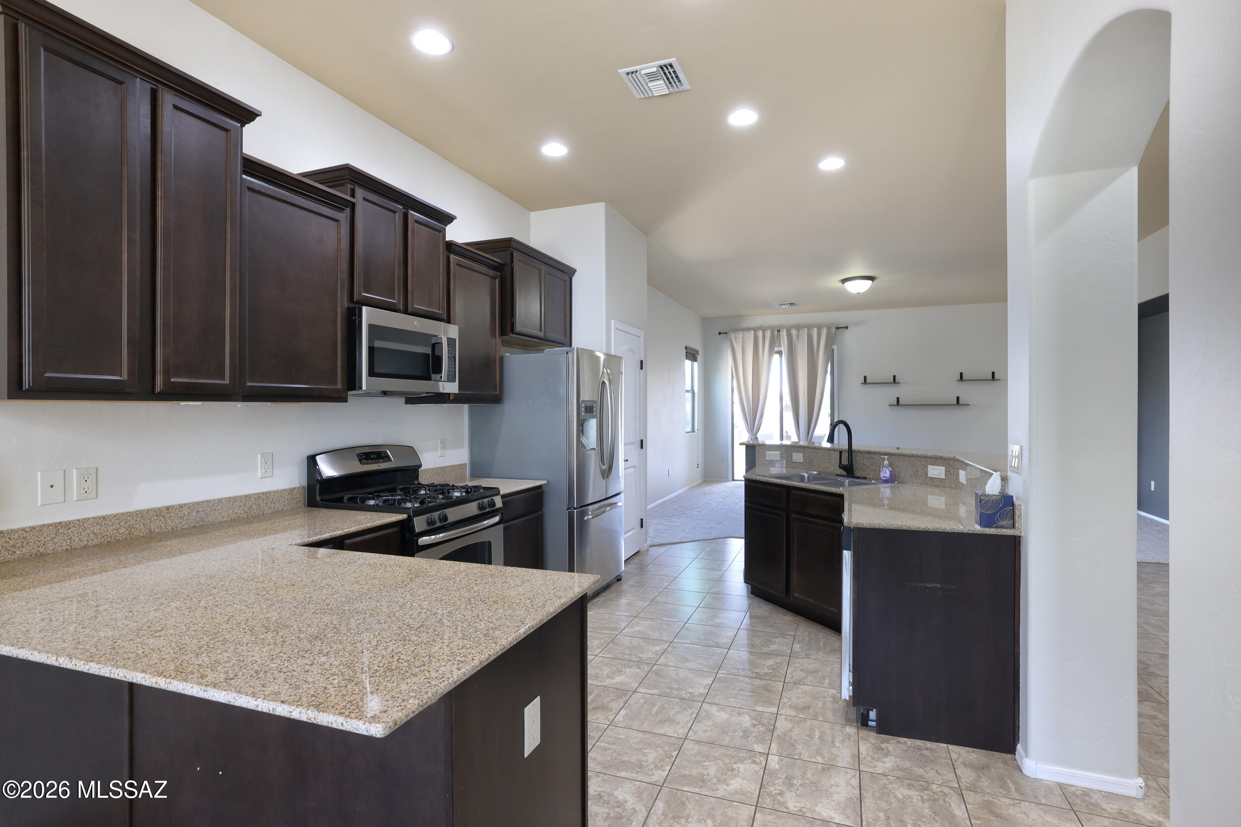 Rancho Vistoso NGHB 10 PCLS S,U & V - Residential