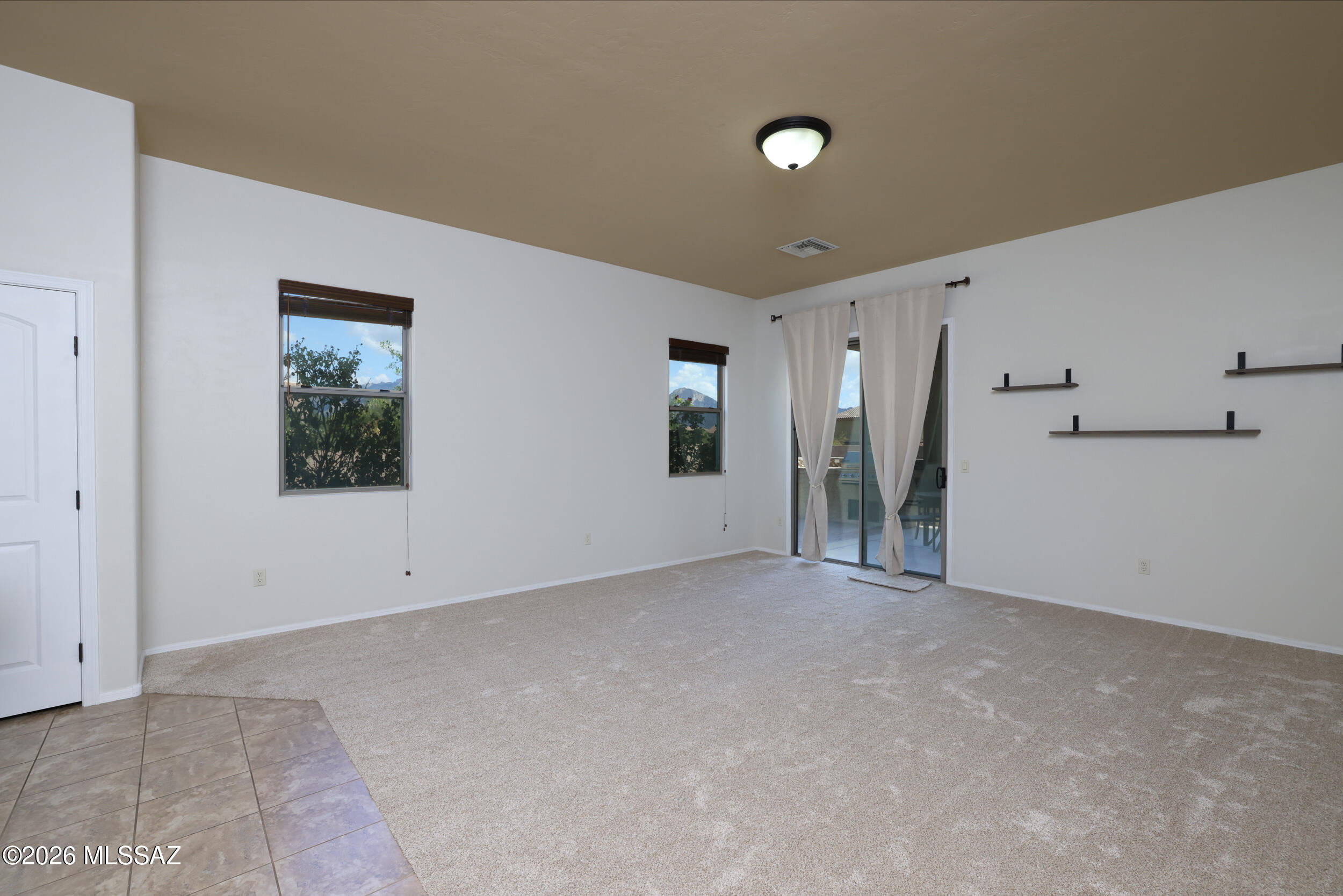 Rancho Vistoso NGHB 10 PCLS S,U & V - Residential