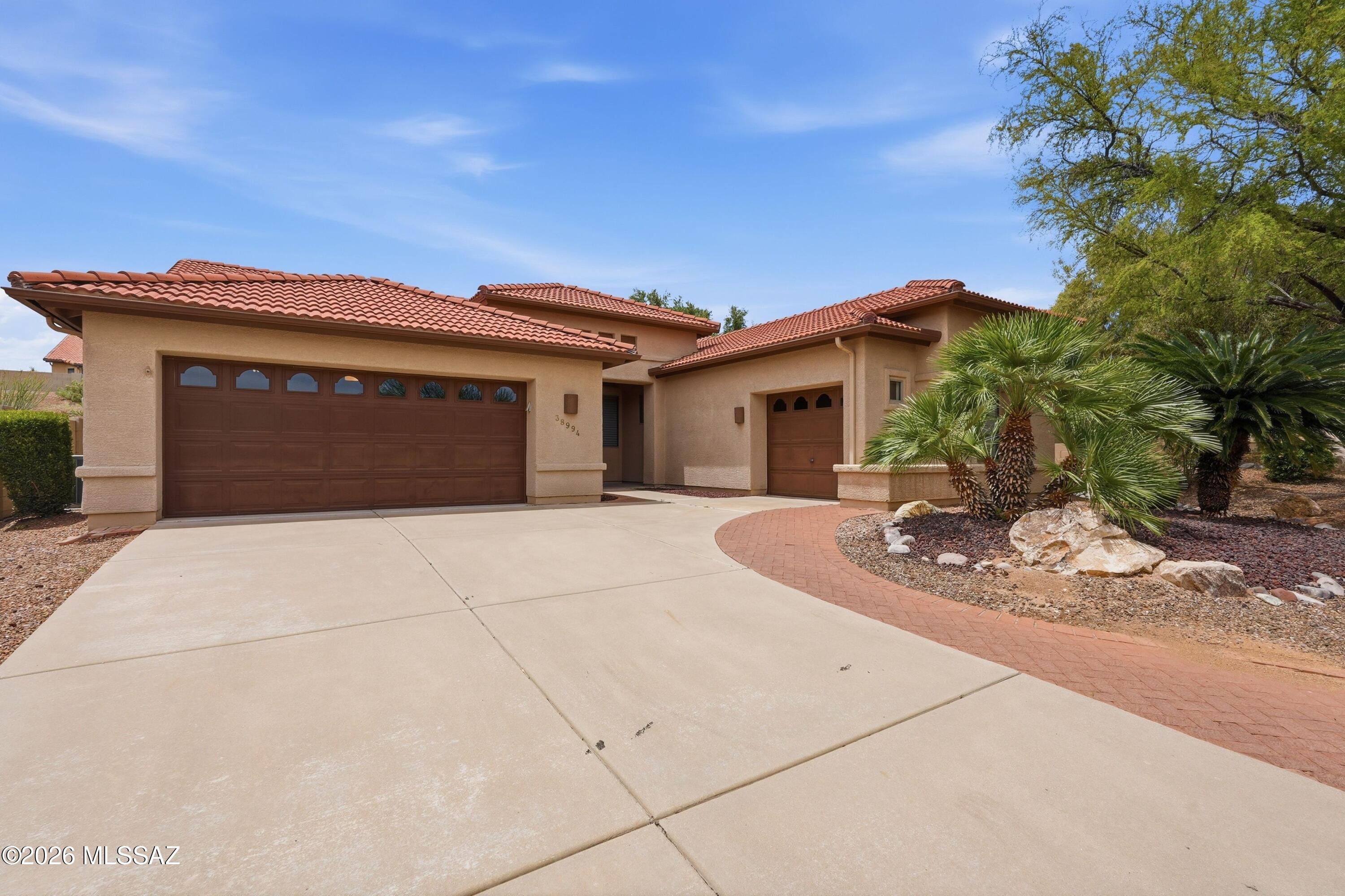 Dakota Model 2 bedrooms, 2 bathrooms with office. Split floor plan