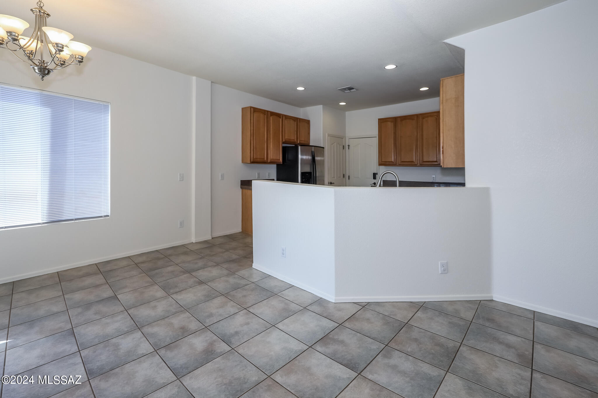 Pantano Ridge (1-123) - Residential Lease
