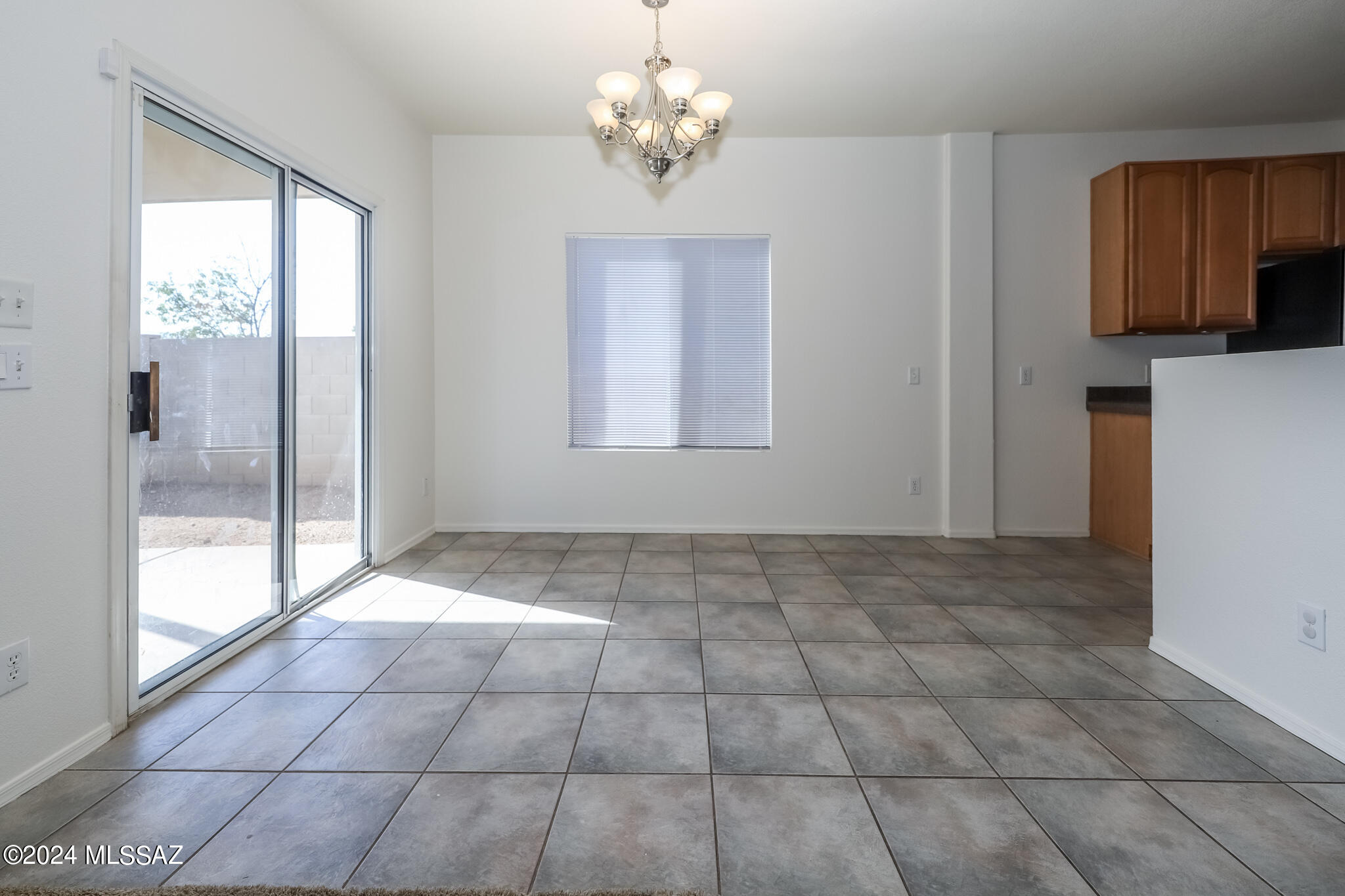 Pantano Ridge (1-123) - Residential Lease