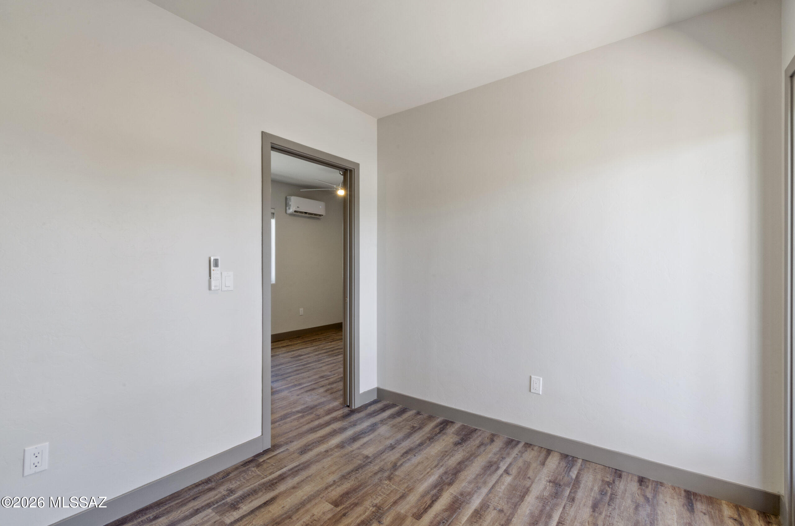 Jefferson Park - Residential Lease