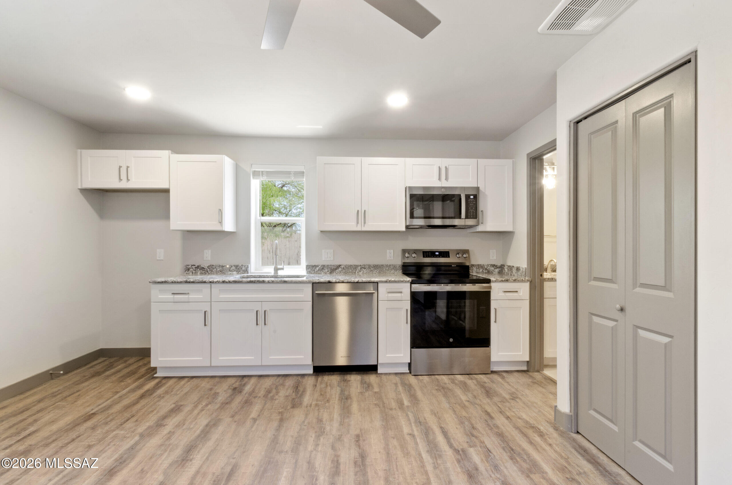 Jefferson Park - Residential Lease