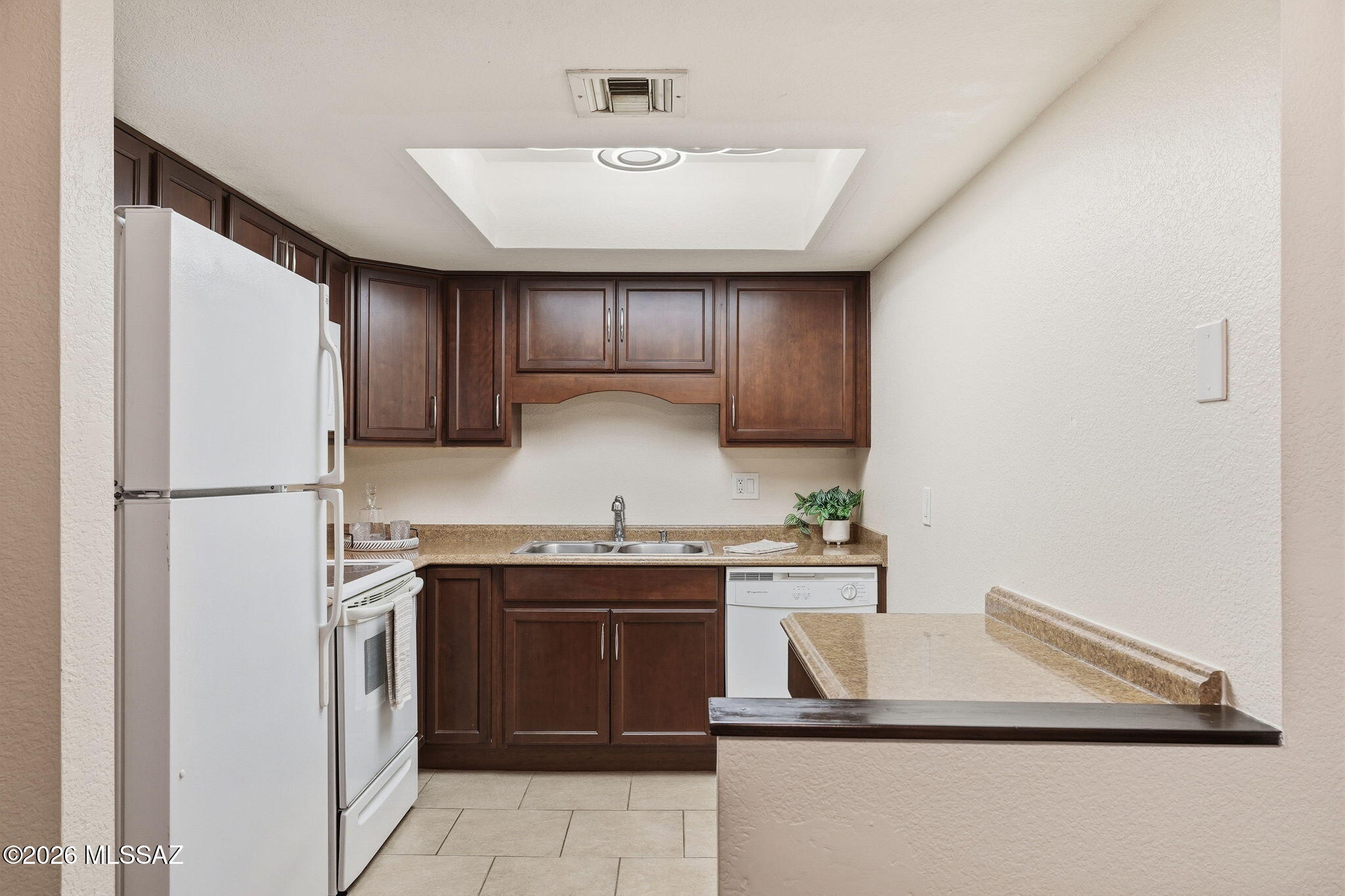 Las Casas Bellas Condo(54-112),(Bk1) - Residential