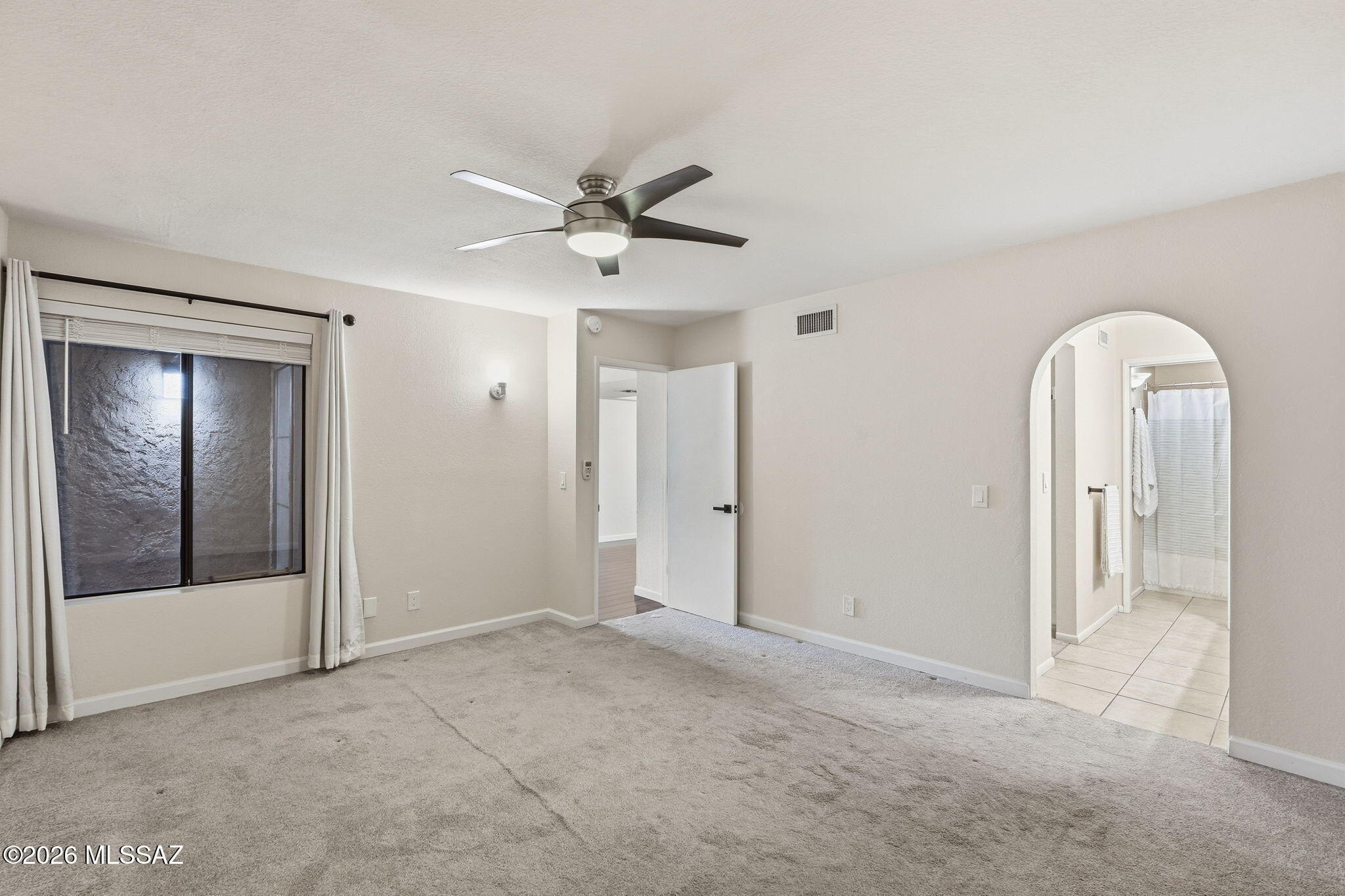 Las Casas Bellas Condo(54-112),(Bk1) - Residential