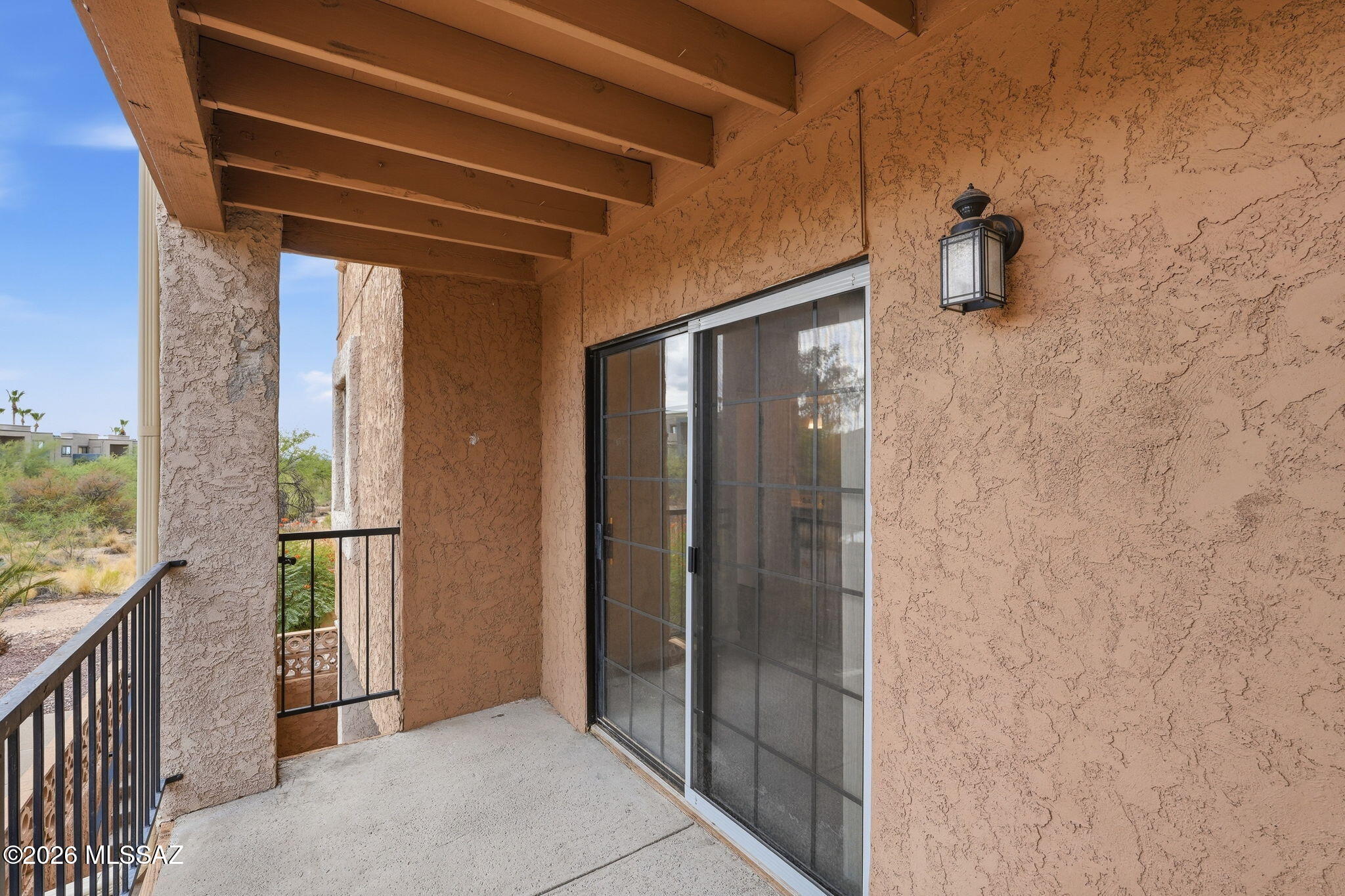 Las Casas Bellas Condo(54-112),(Bk1) - Residential
