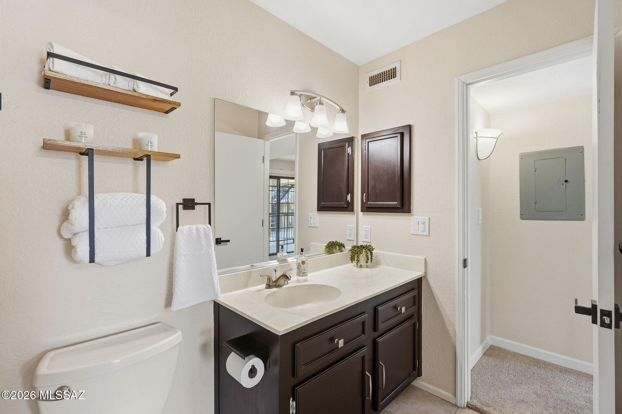 Las Casas Bellas Condo(54-112),(Bk1) - Residential