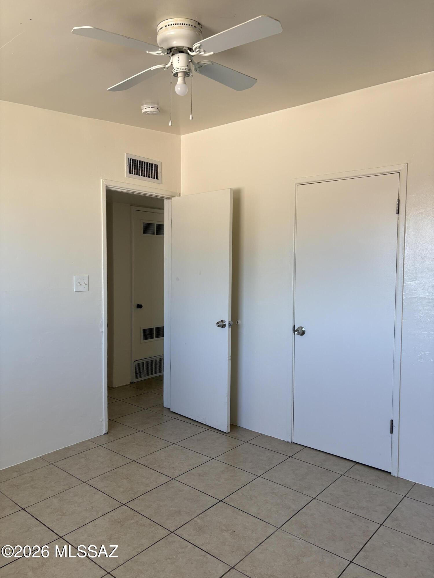 Maryvale Manor - Residential Lease