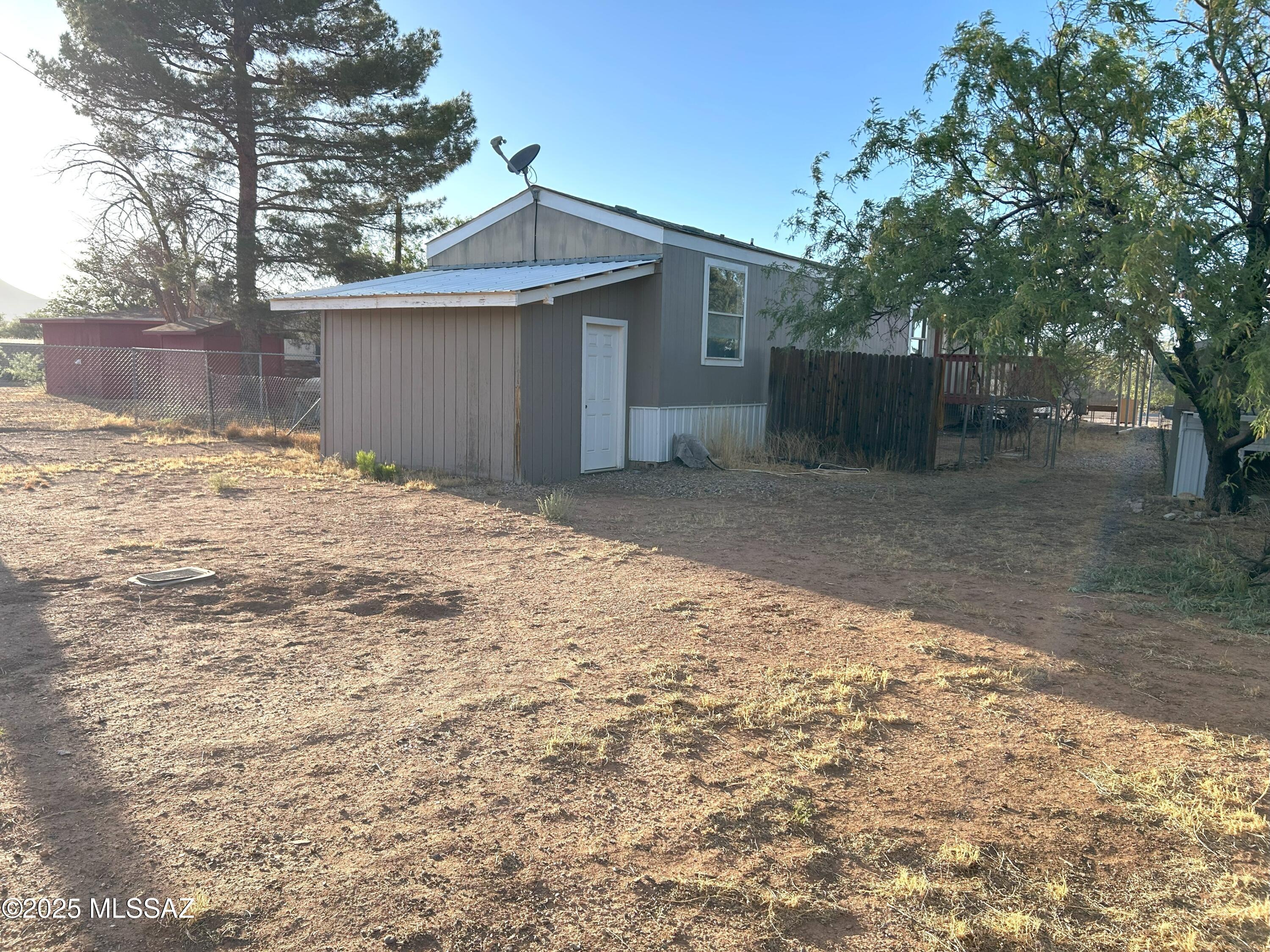 Hodgins Acres - Residential