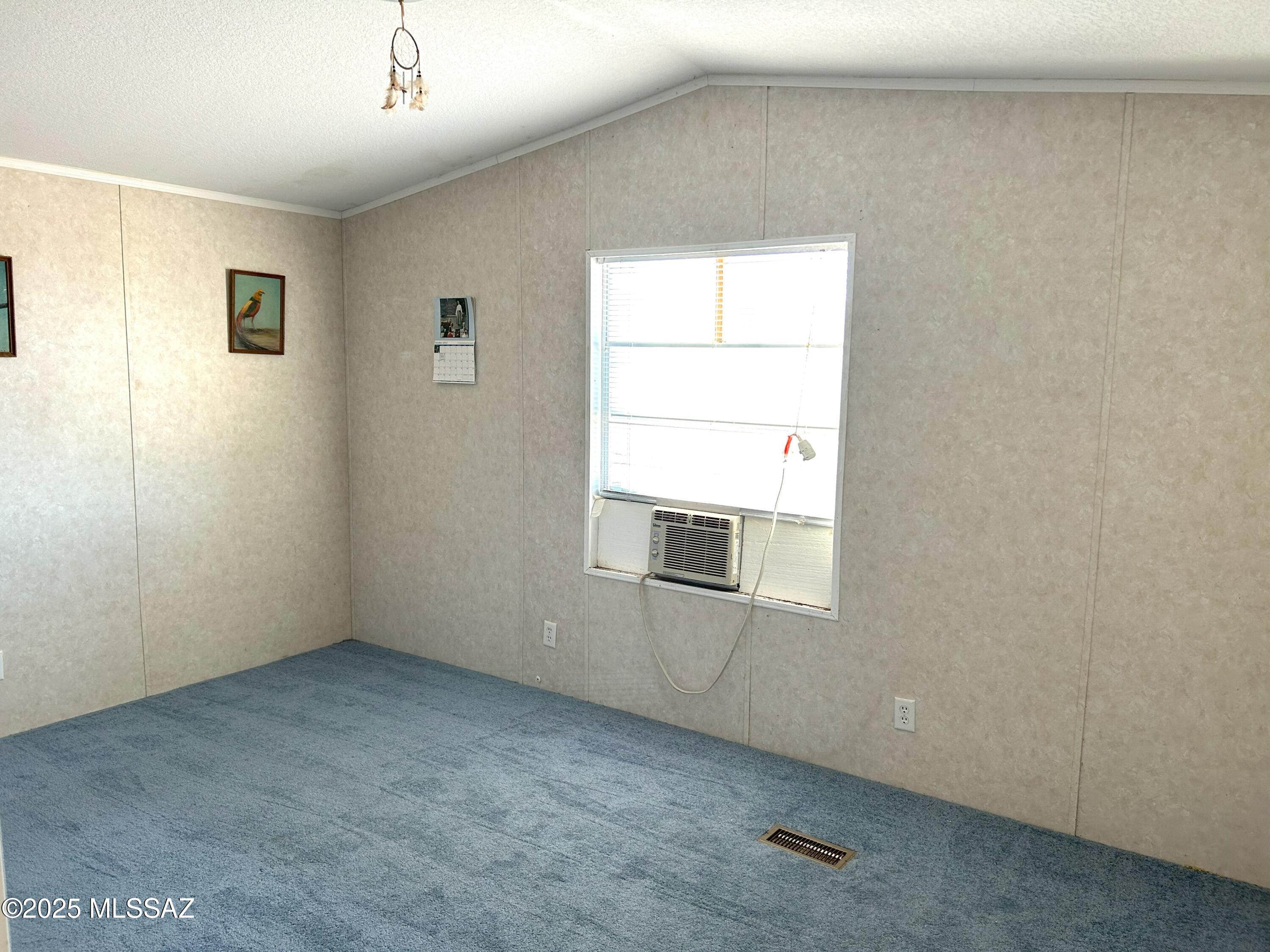 Hodgins Acres - Residential