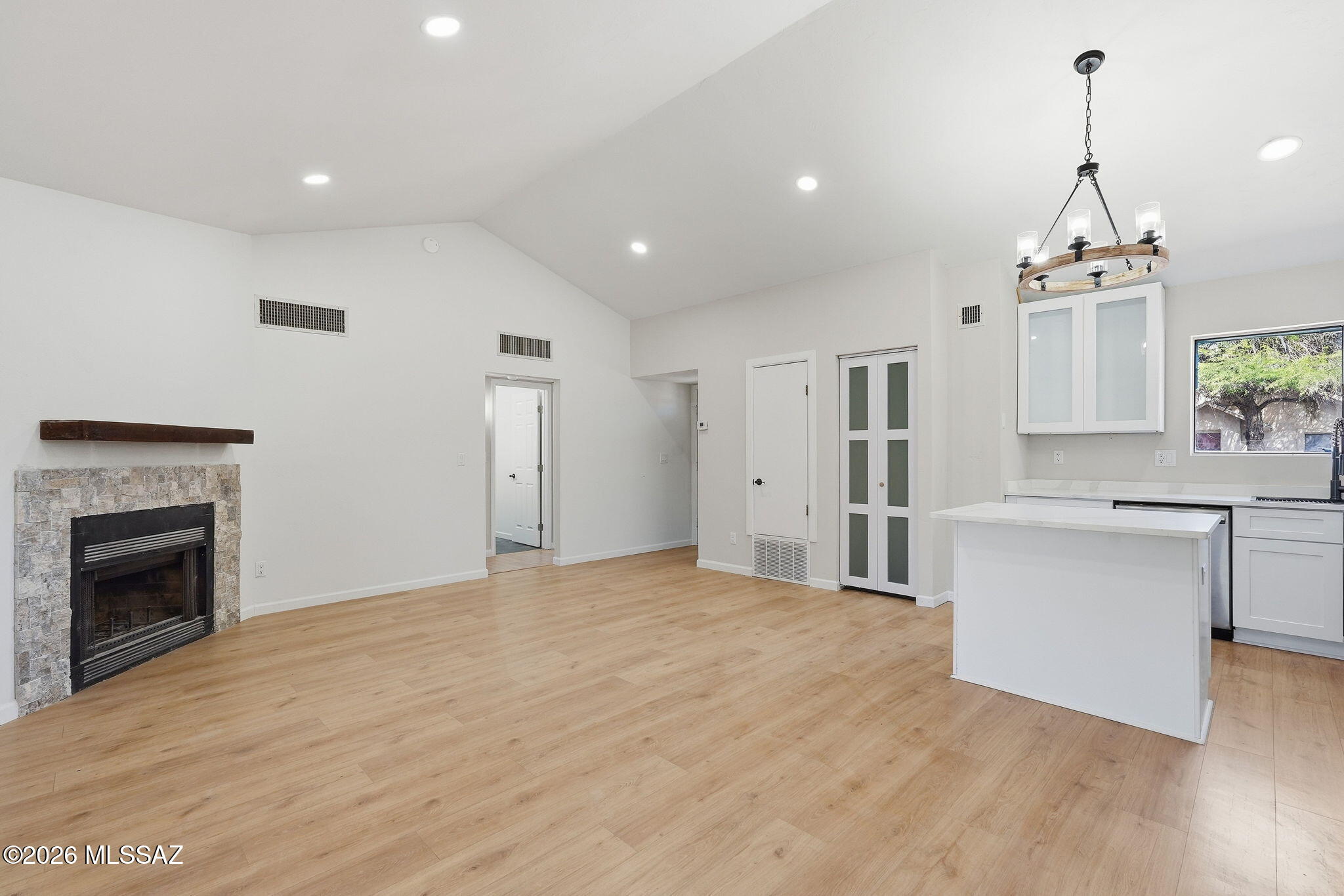 Mission Ridge (1-305) - Residential