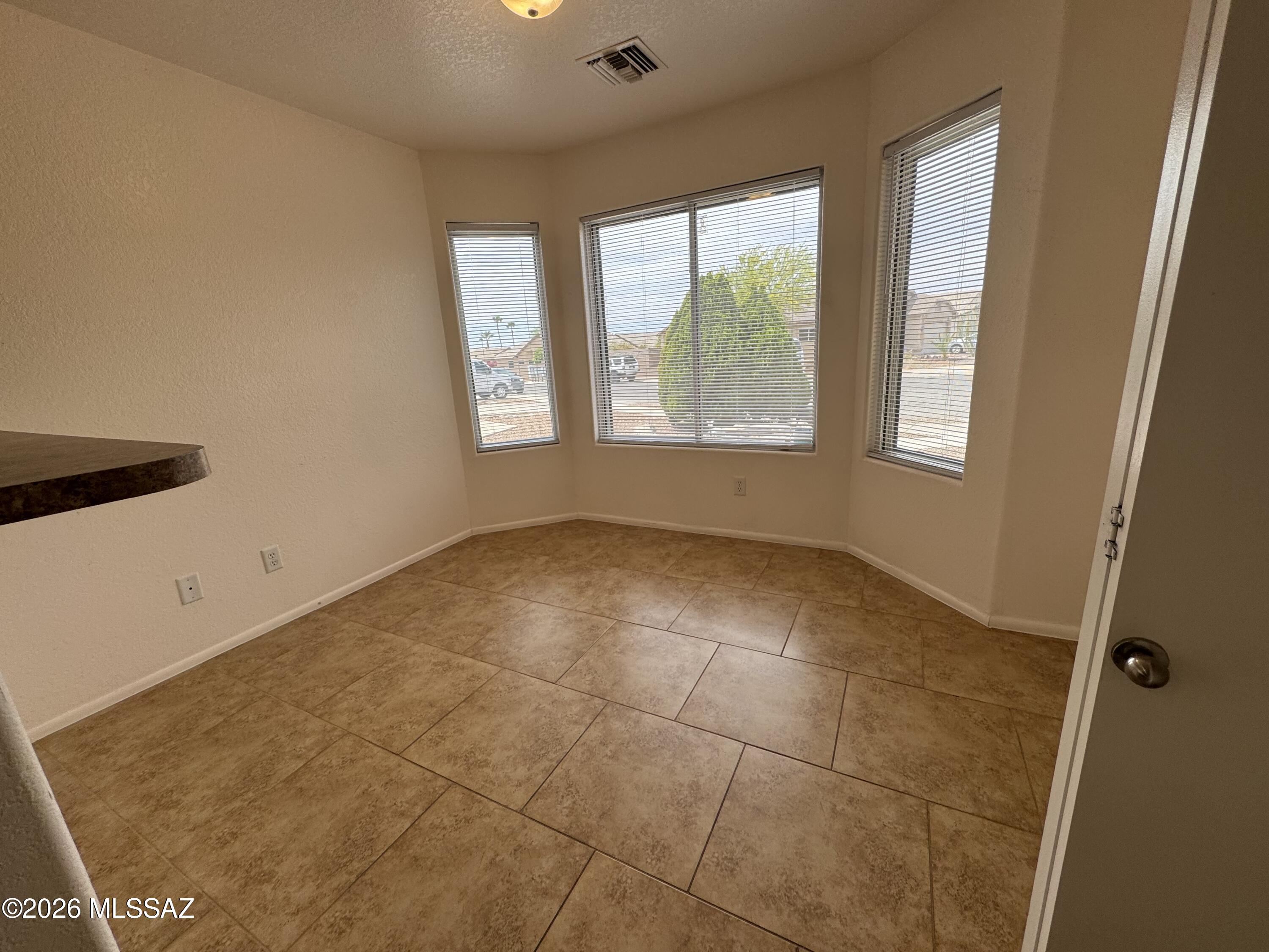 Silver Pass PH. II (277-395) - Residential Lease