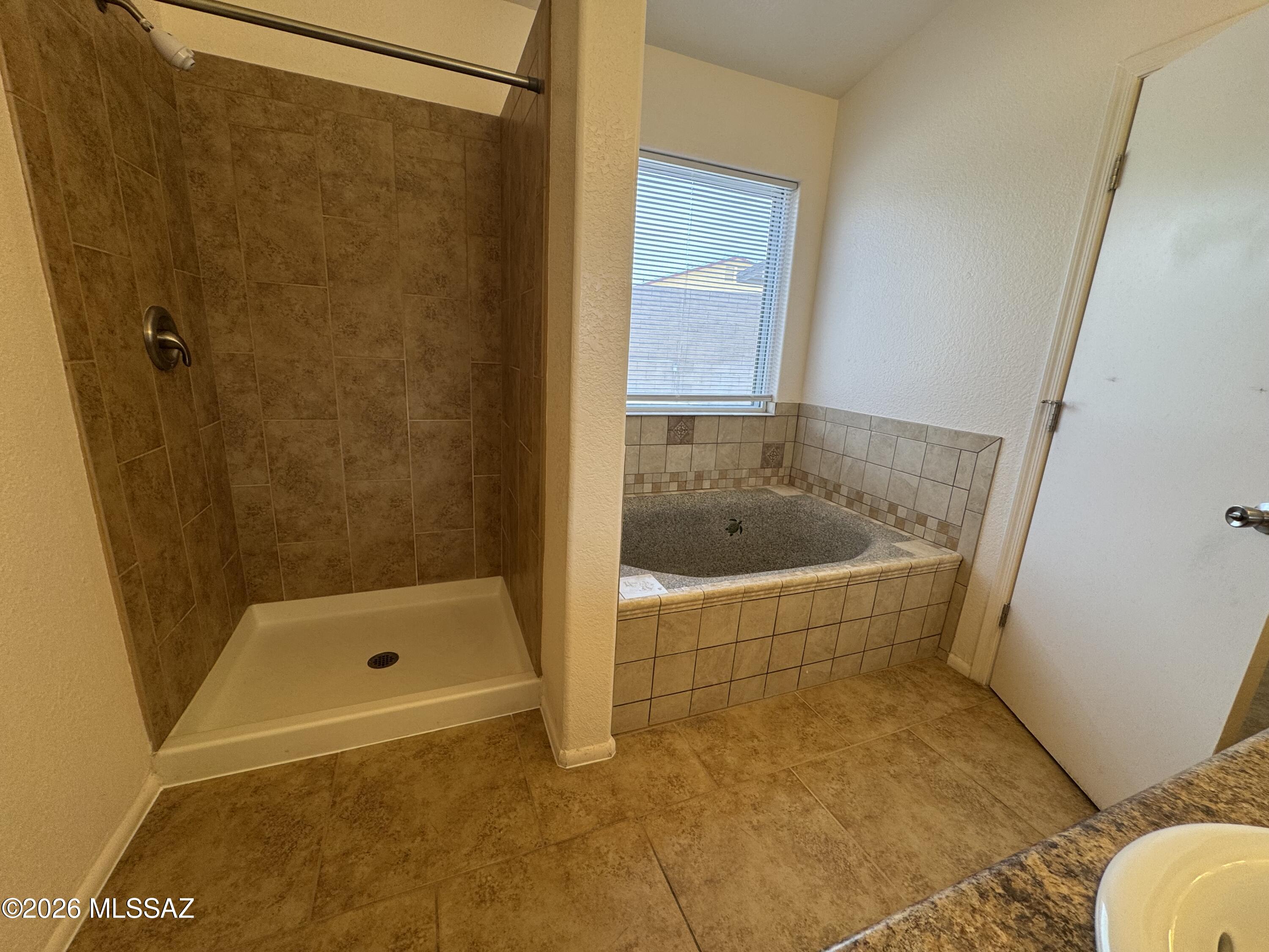 Silver Pass PH. II (277-395) - Residential Lease