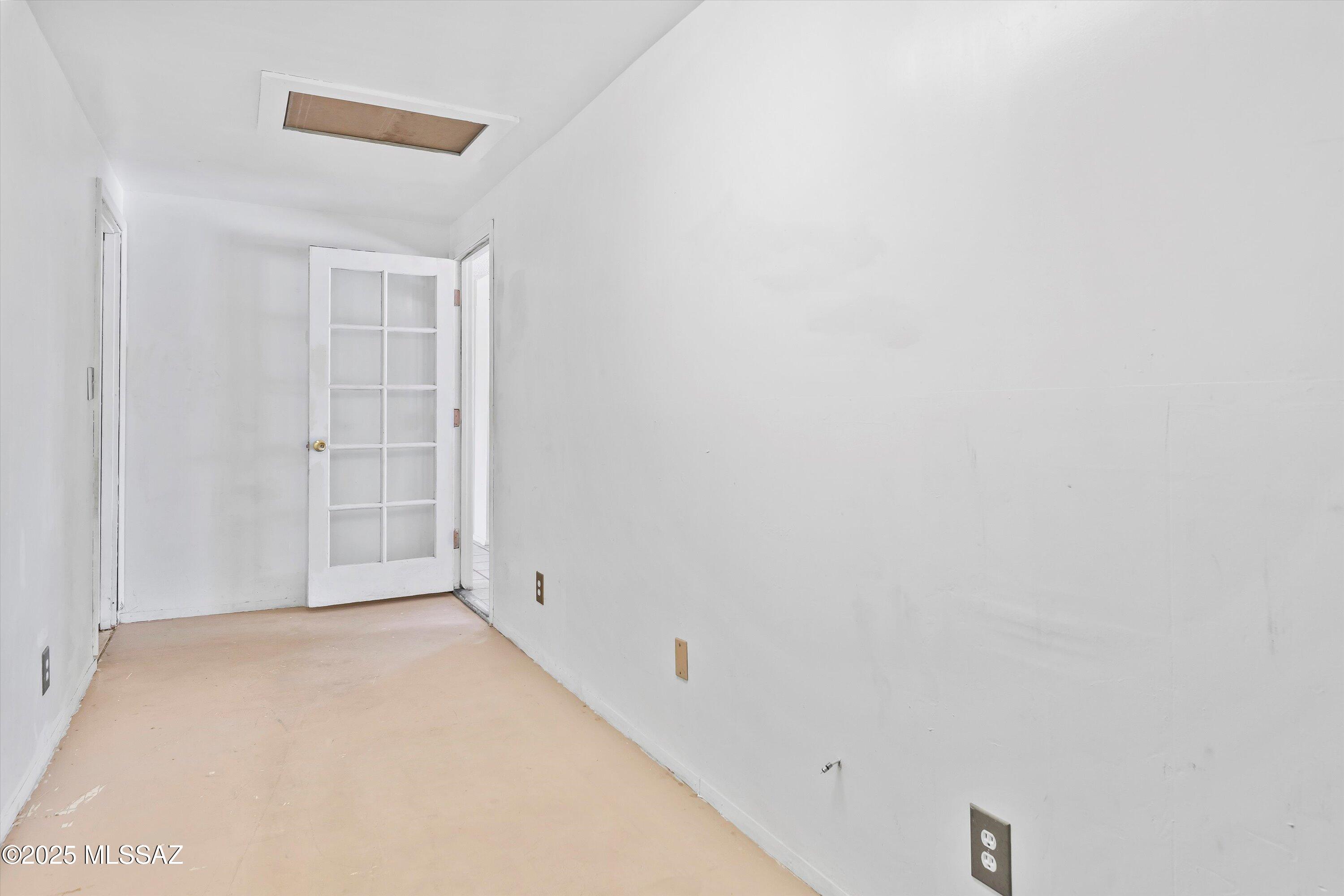 Casas Del Oeste (233-280) - Residential