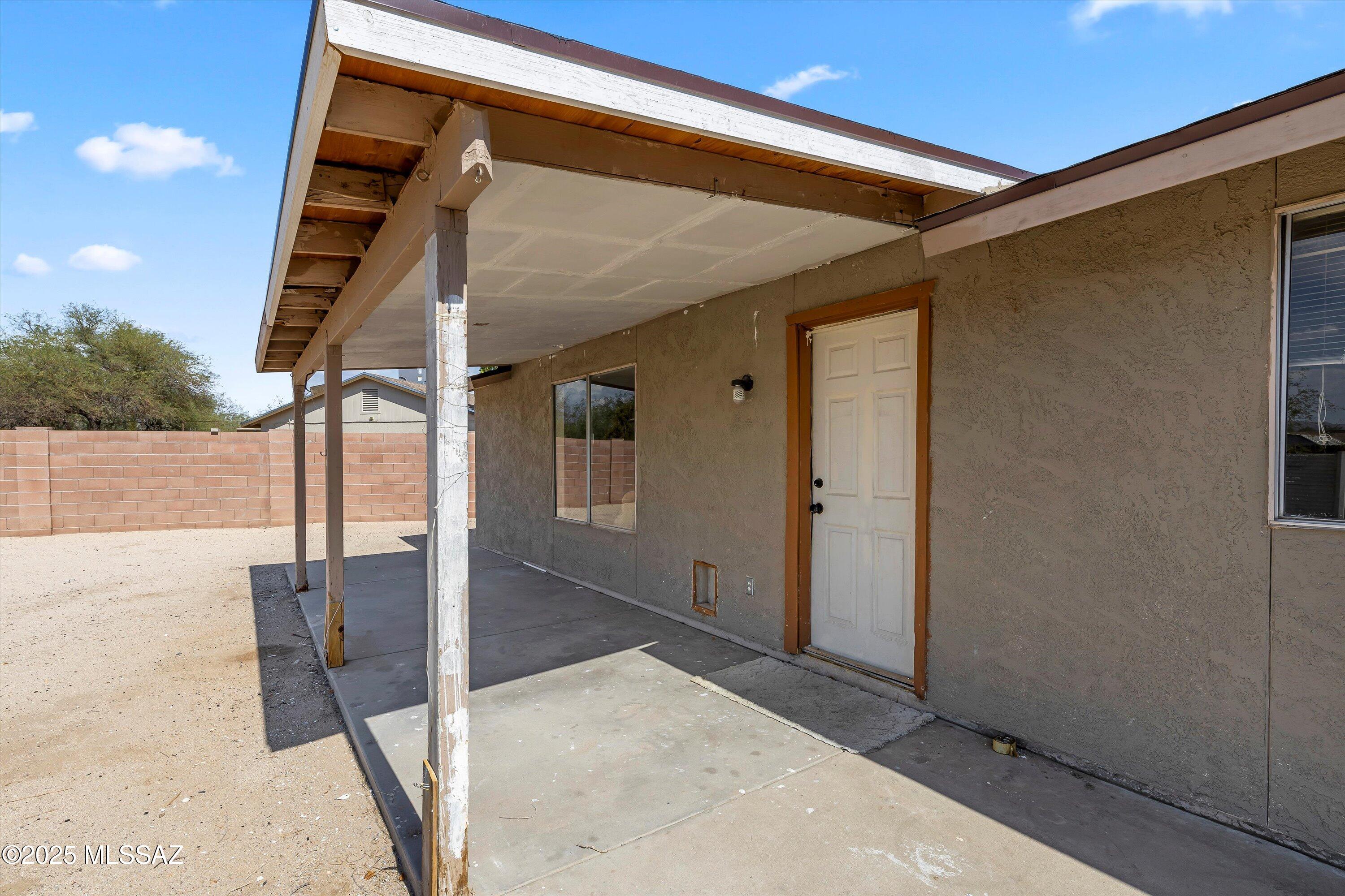 Casas Del Oeste (233-280) - Residential