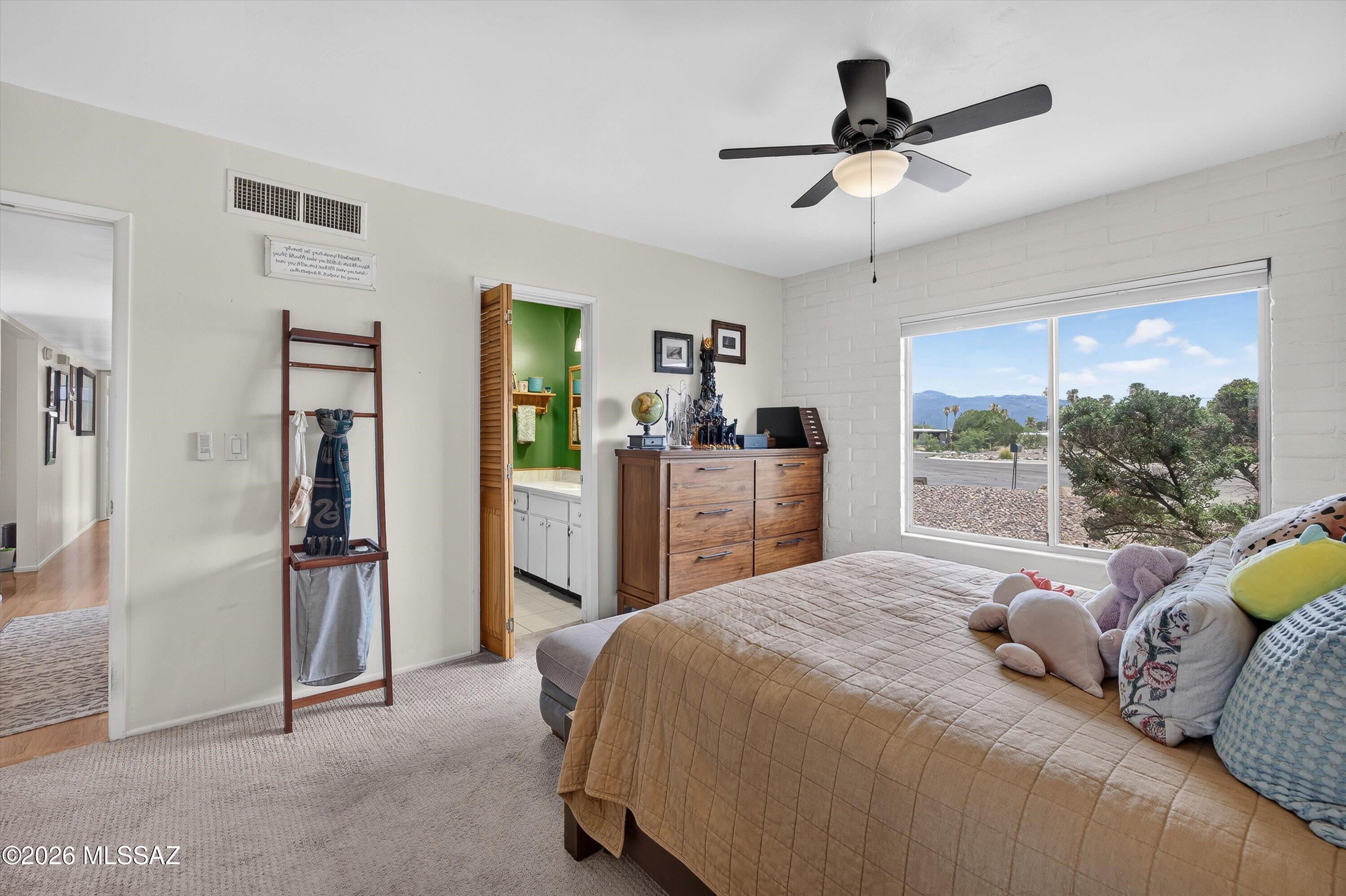 Broadway East (1-112) - Residential