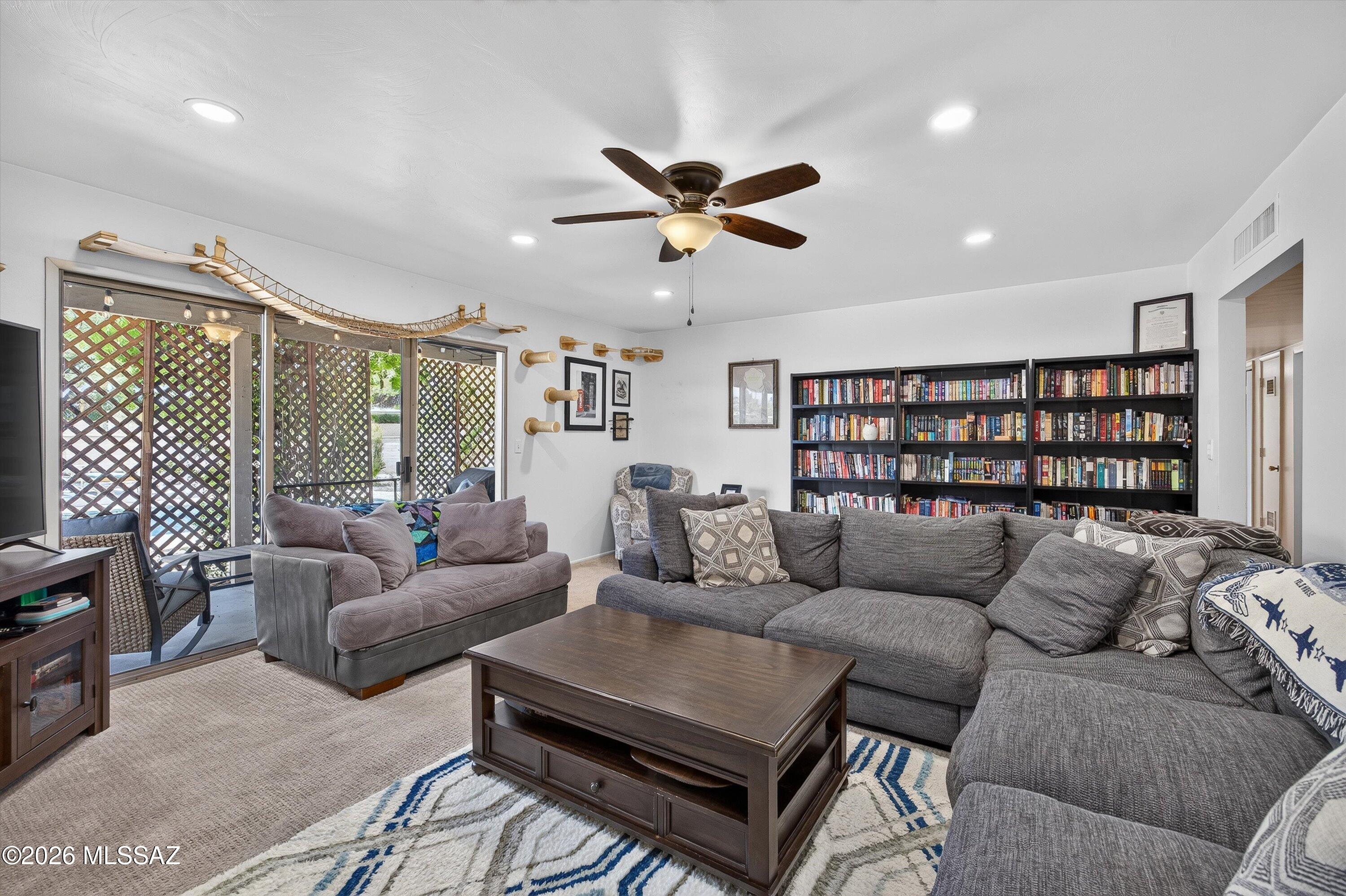 Broadway East (1-112) - Residential