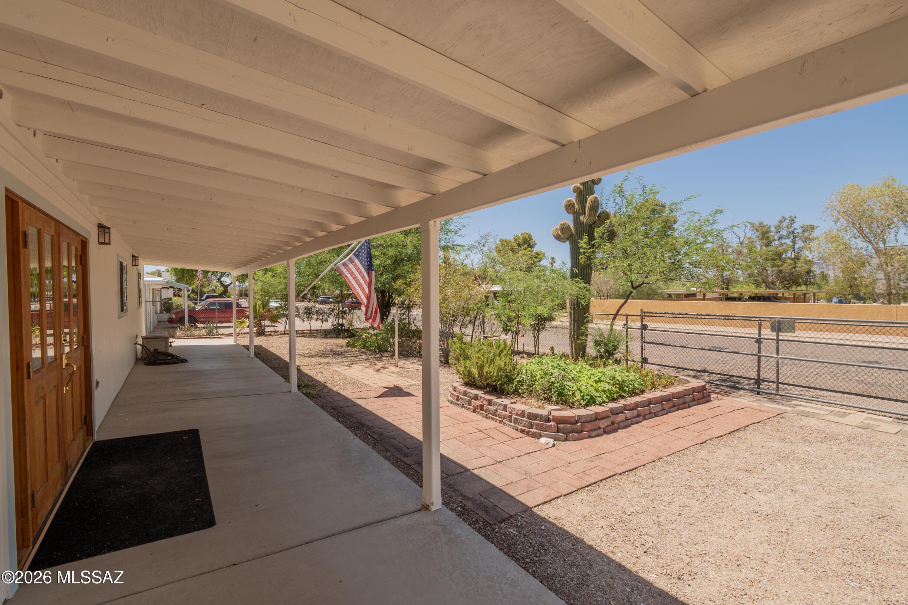 Douglas Terrace (1-69) - Residential