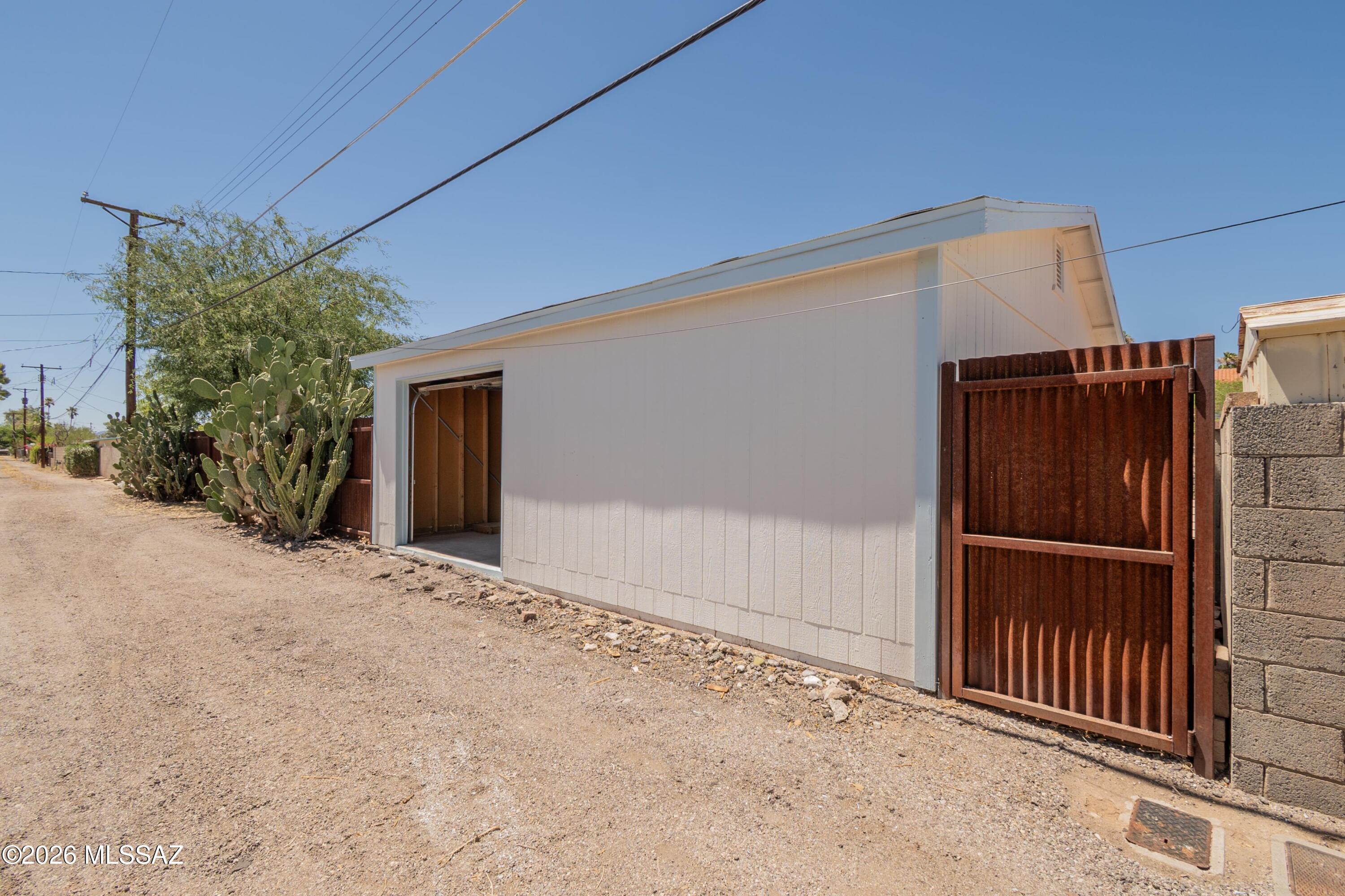 Douglas Terrace (1-69) - Residential