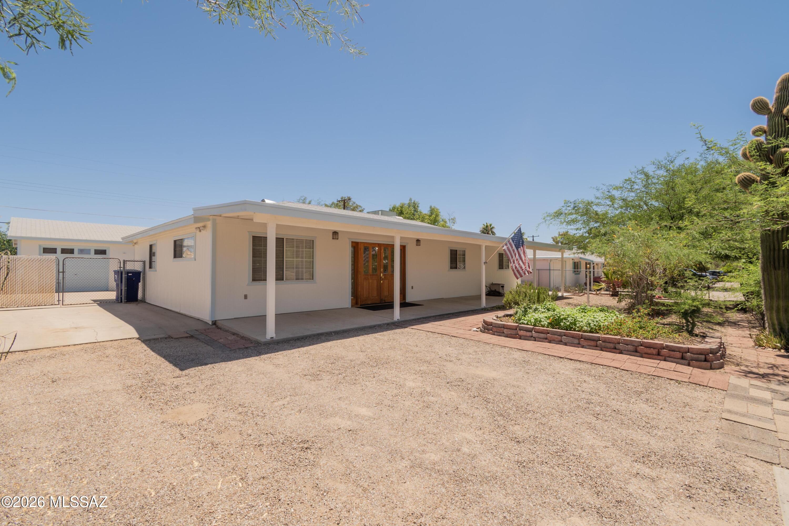 Douglas Terrace (1-69) - Residential