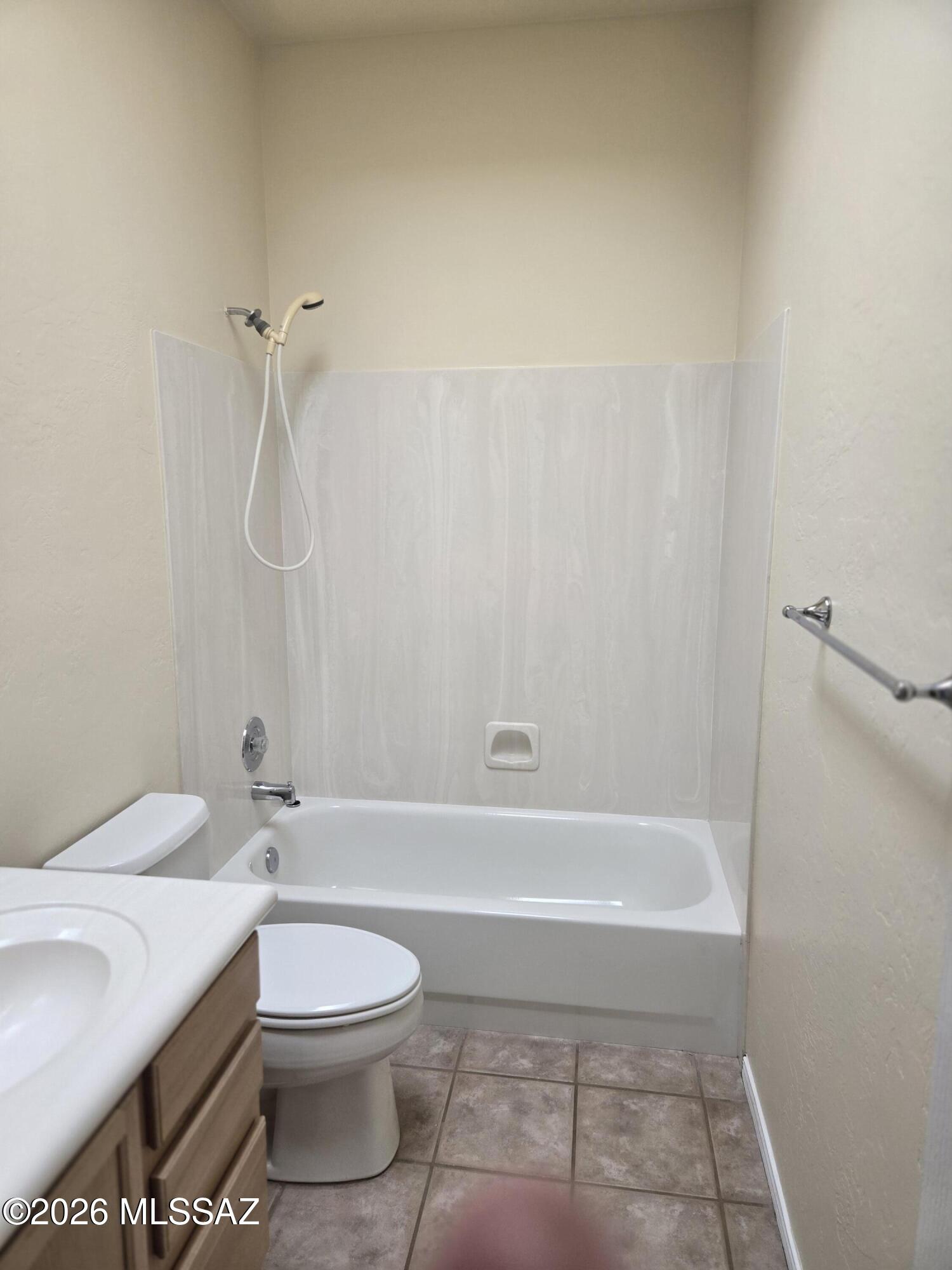 Pantano Ranch (1-197) - Residential Lease