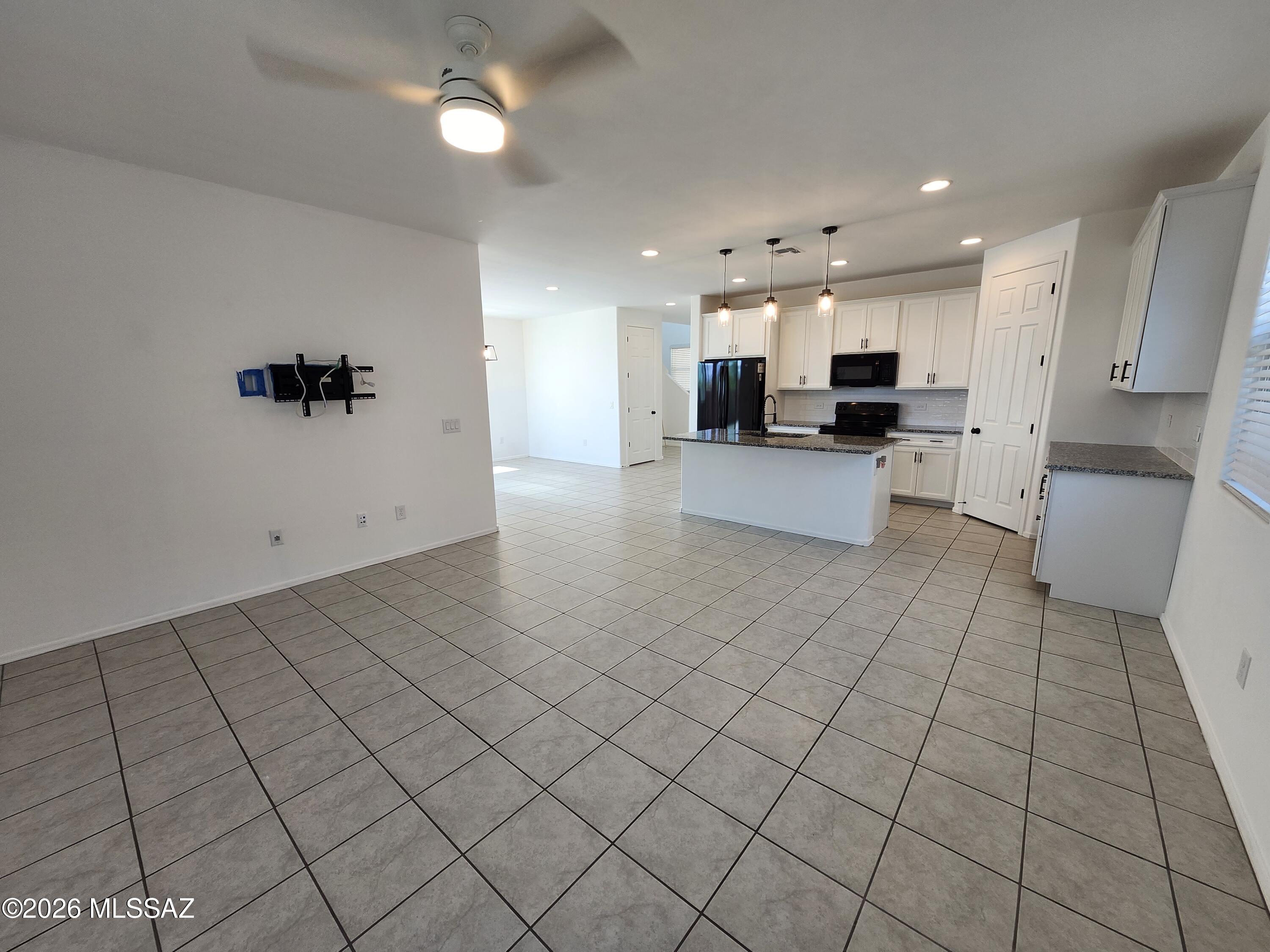Entrada La Coraza - Residential Lease