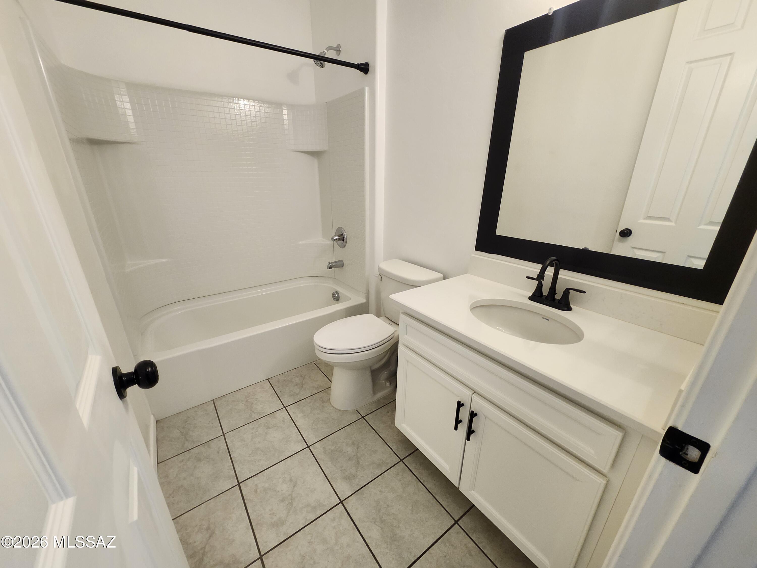 Entrada La Coraza - Residential Lease