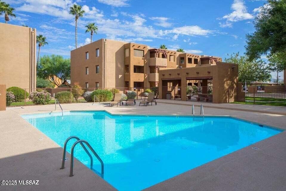Casa Club Condominium - Residential