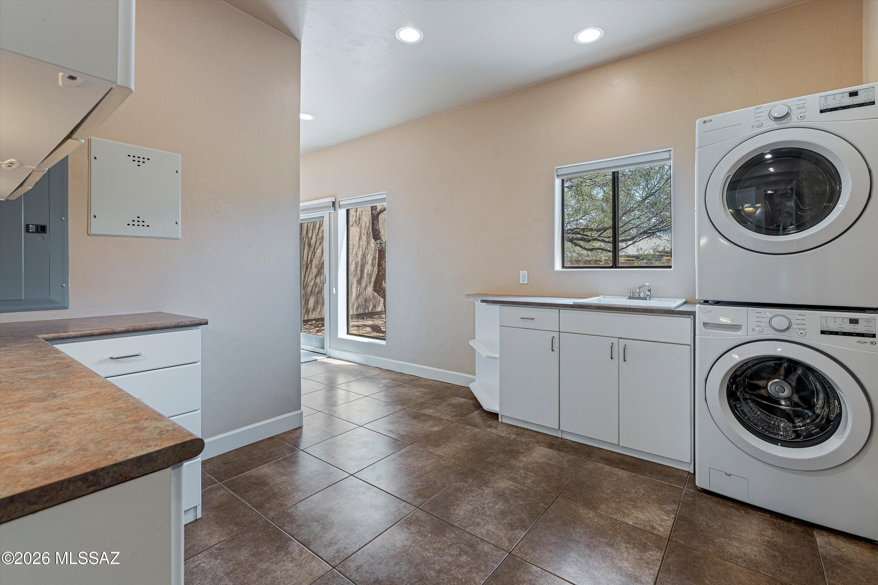 Jacs Meadows (1-10) - Residential Lease