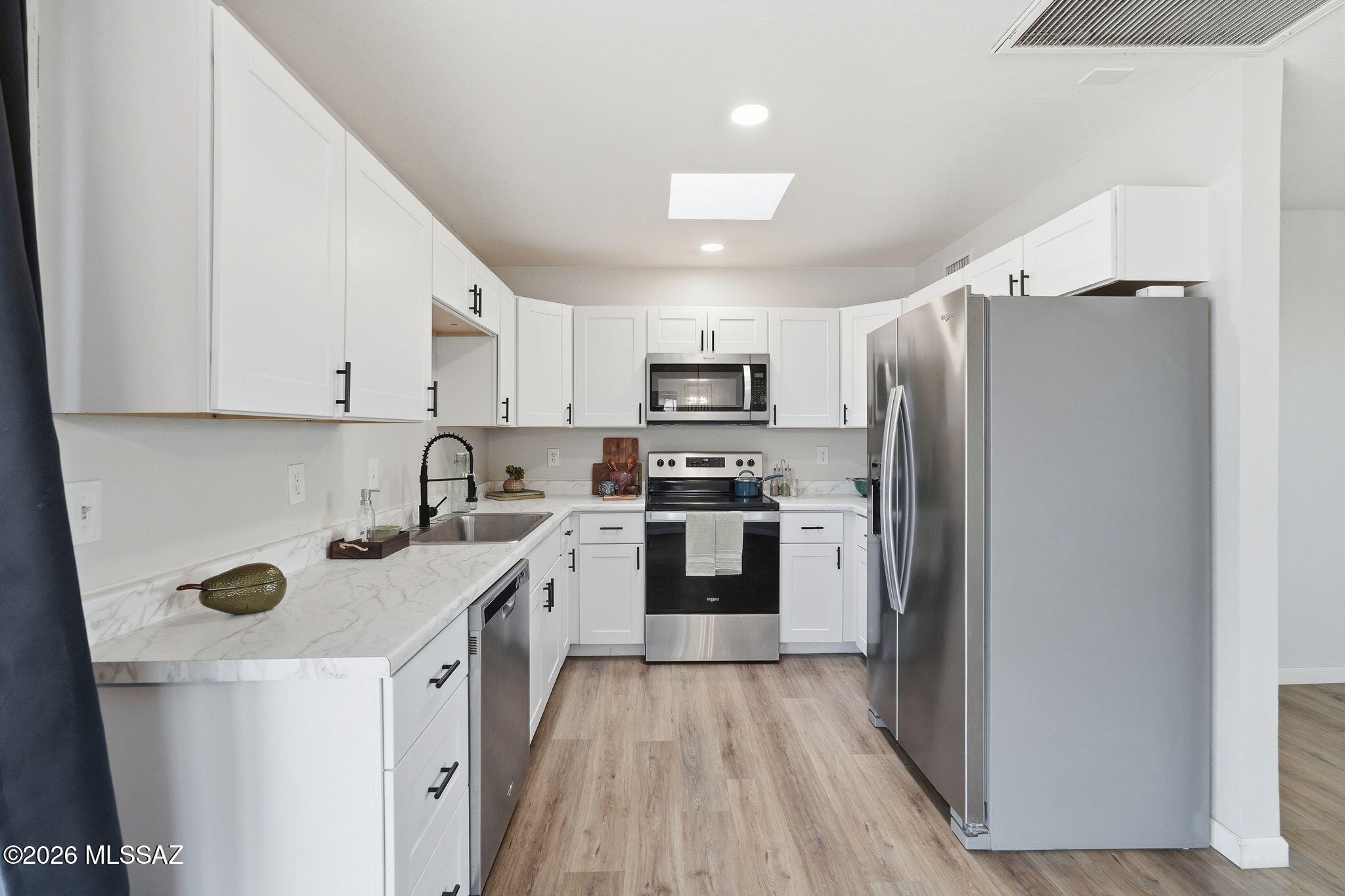 Miracle Mile Manor - Residential