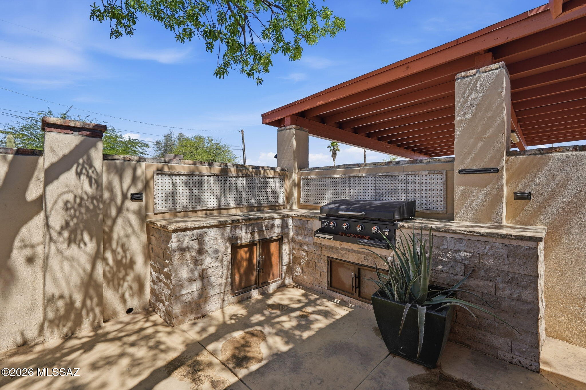 El Rio Park - Residential Income