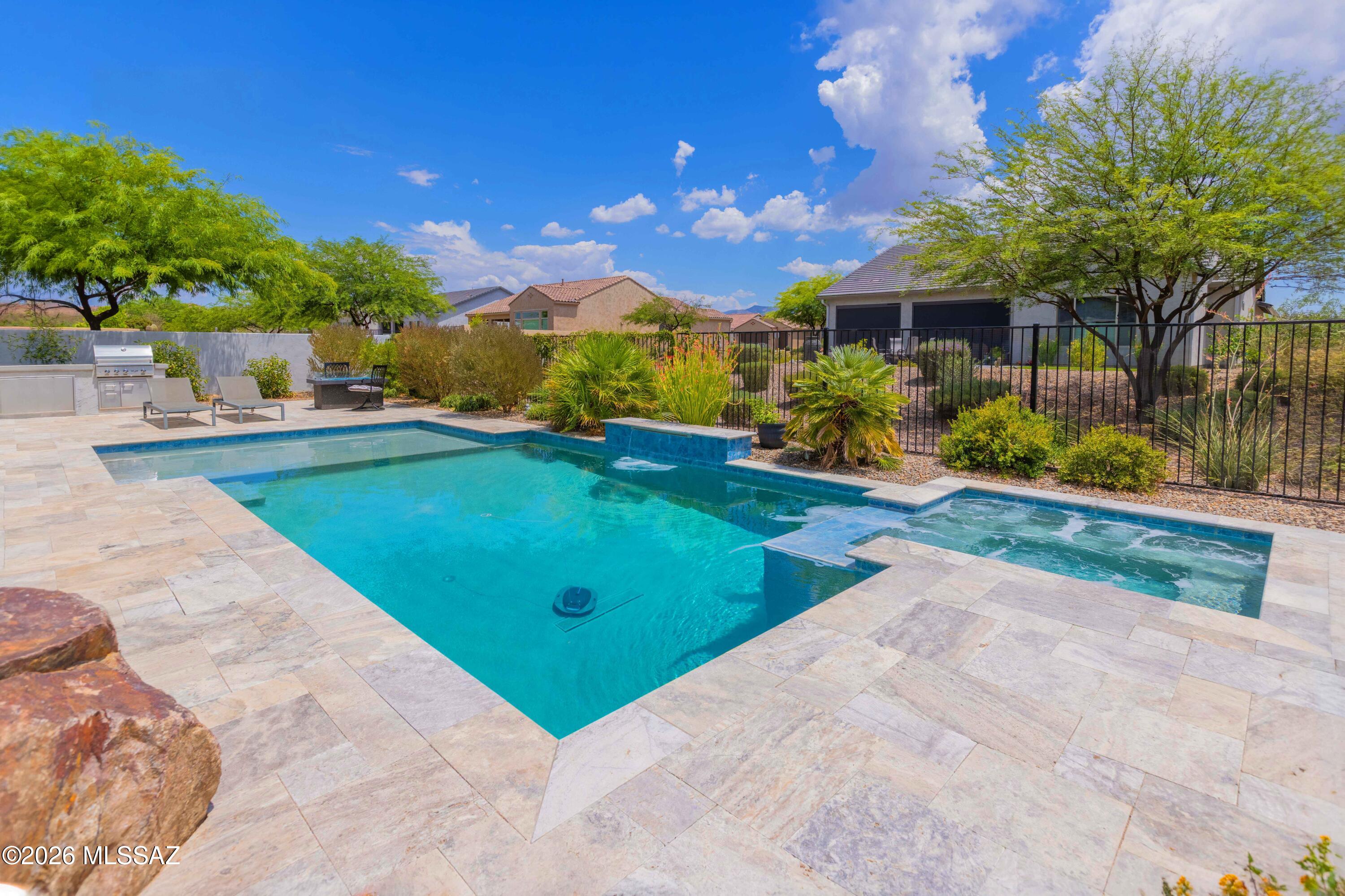 Saddlebrooke Ranch - Residential
