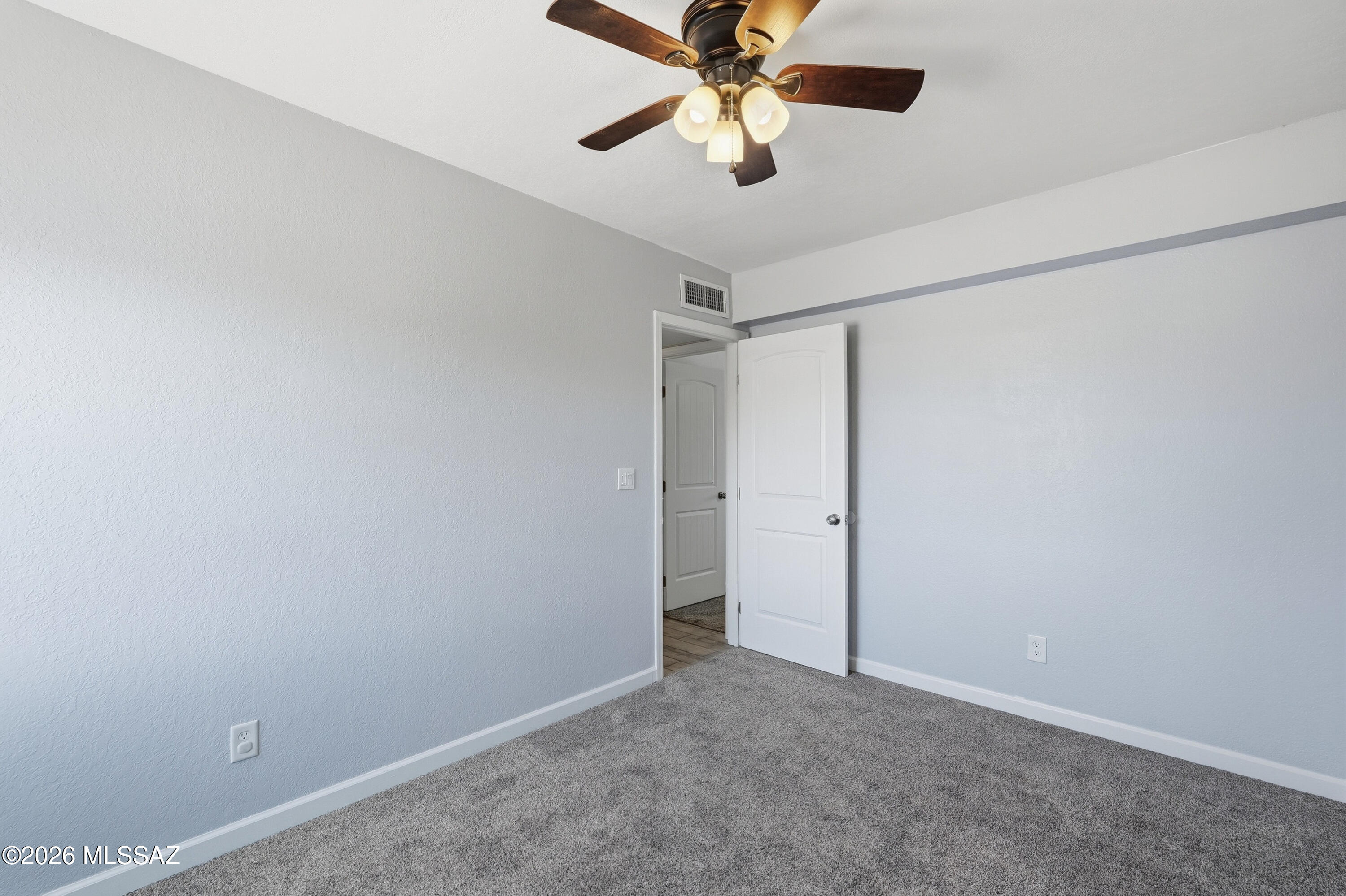 North Point Terrace (1-255) - Residential Lease