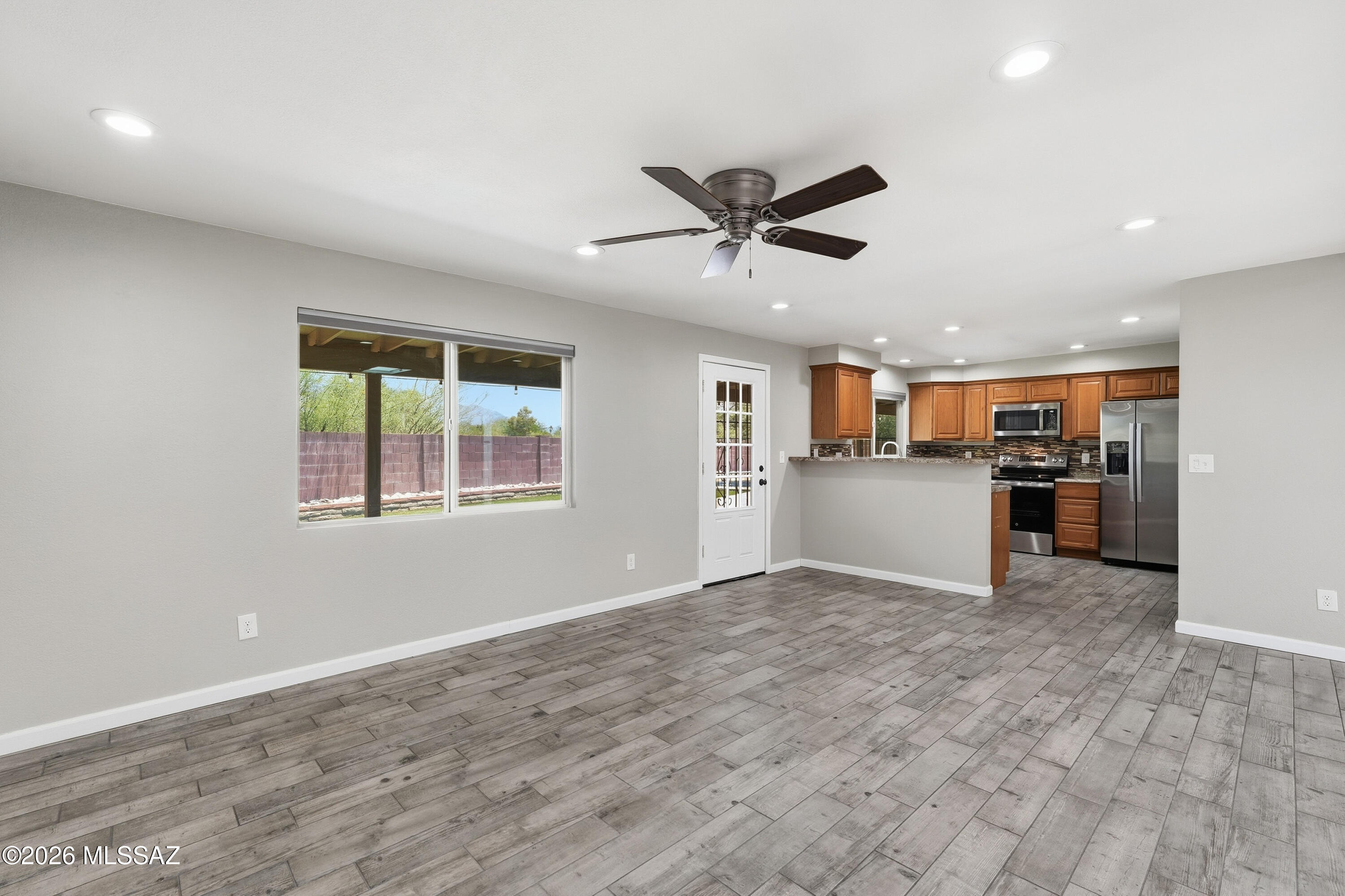 North Point Terrace (1-255) - Residential Lease