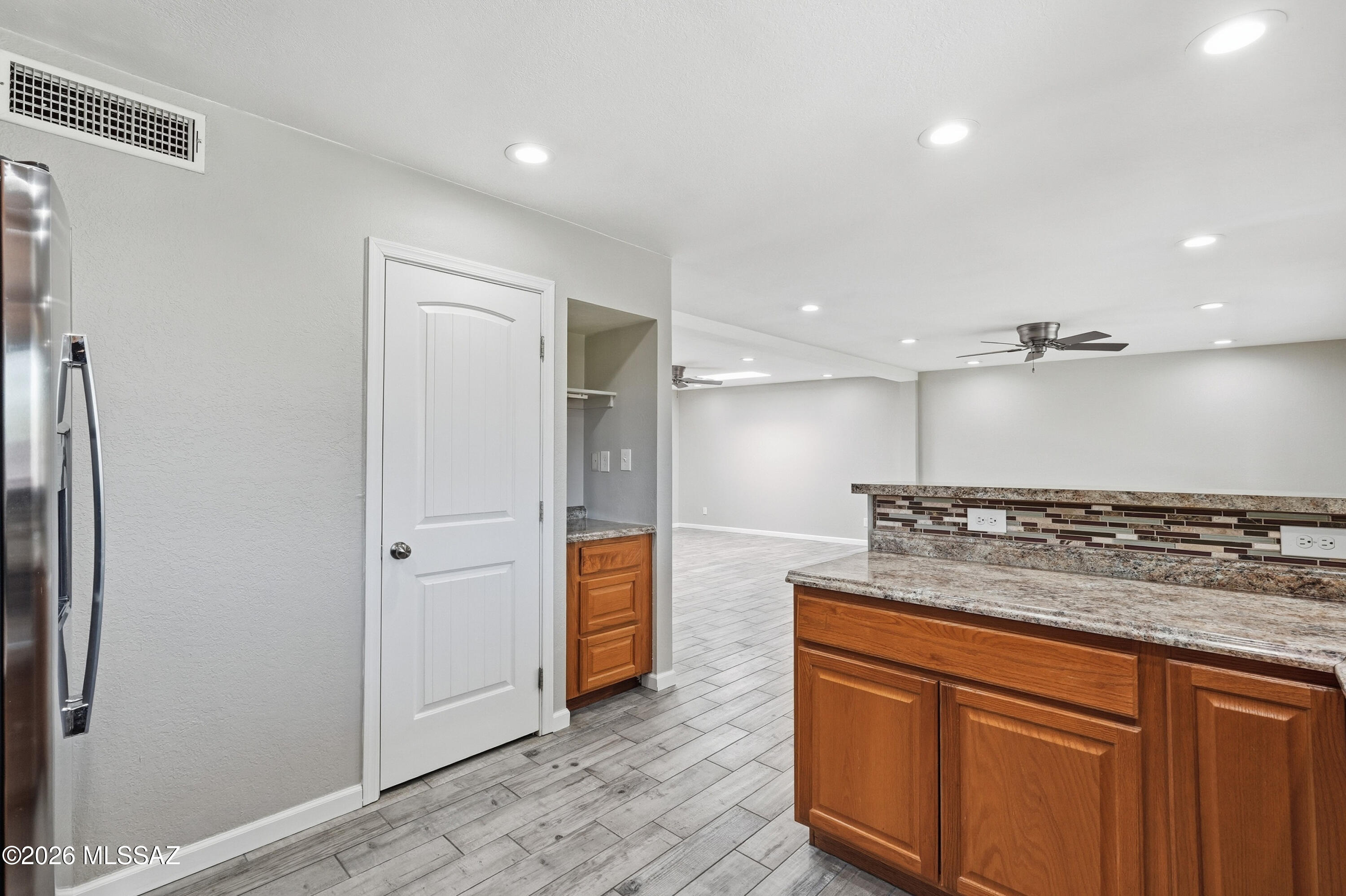 North Point Terrace (1-255) - Residential Lease
