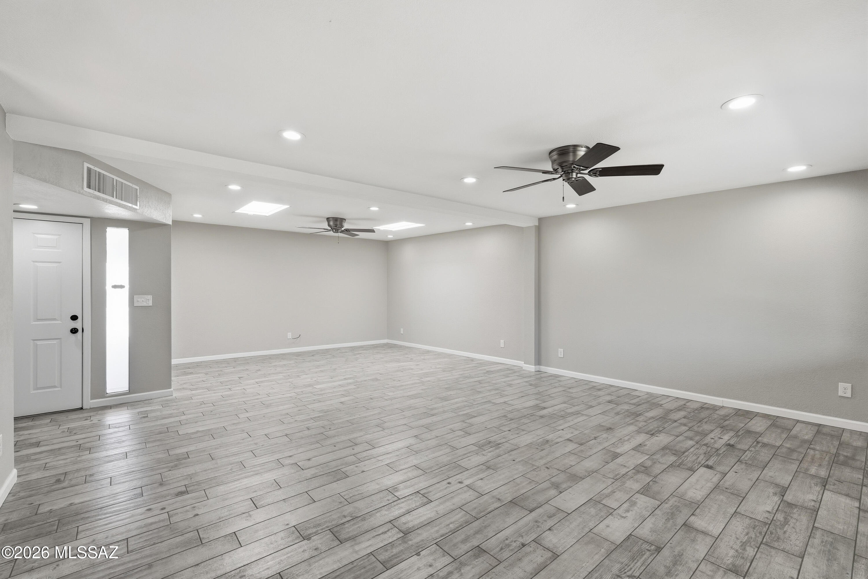 North Point Terrace (1-255) - Residential Lease
