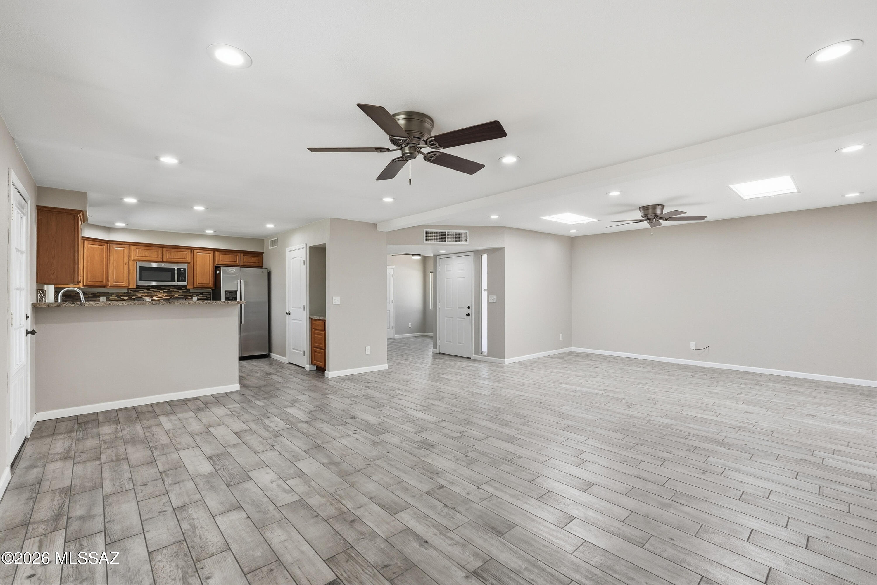 North Point Terrace (1-255) - Residential Lease