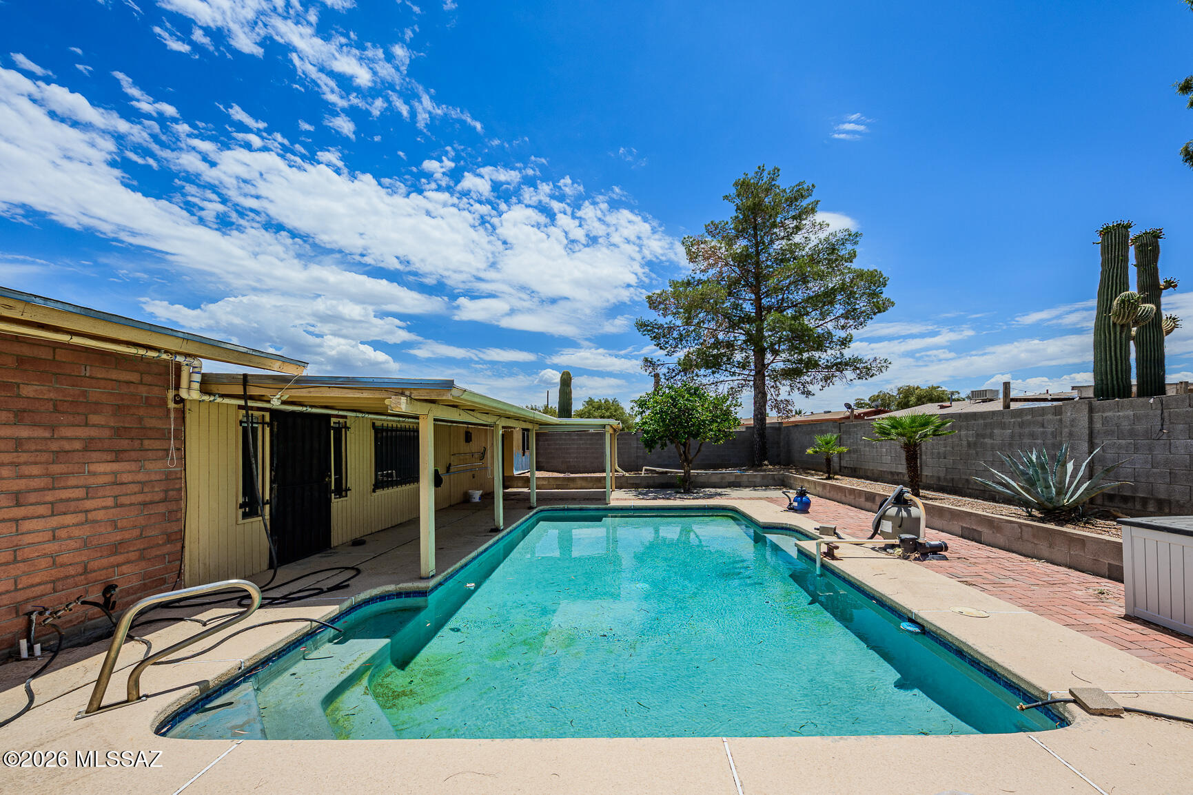 Lincoln Ridge (1-207) - Residential