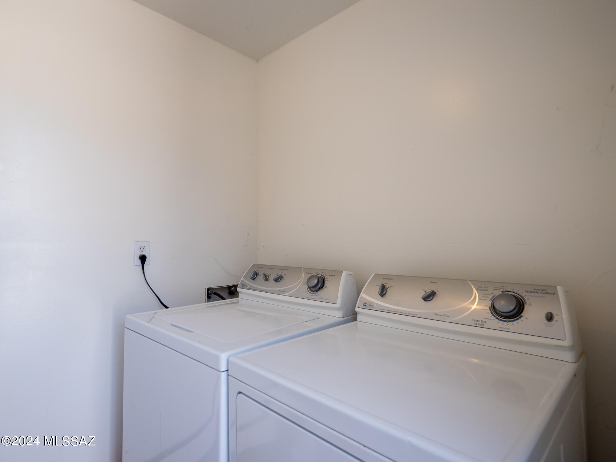 Escalante Heights (1-49) - Residential Lease