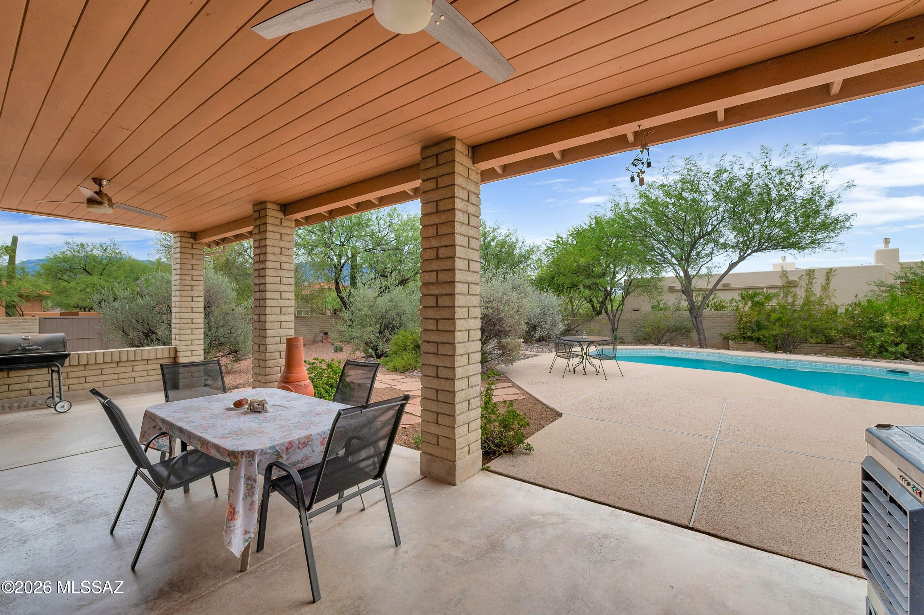 Loma De La Vista Verde (1-38) - Residential